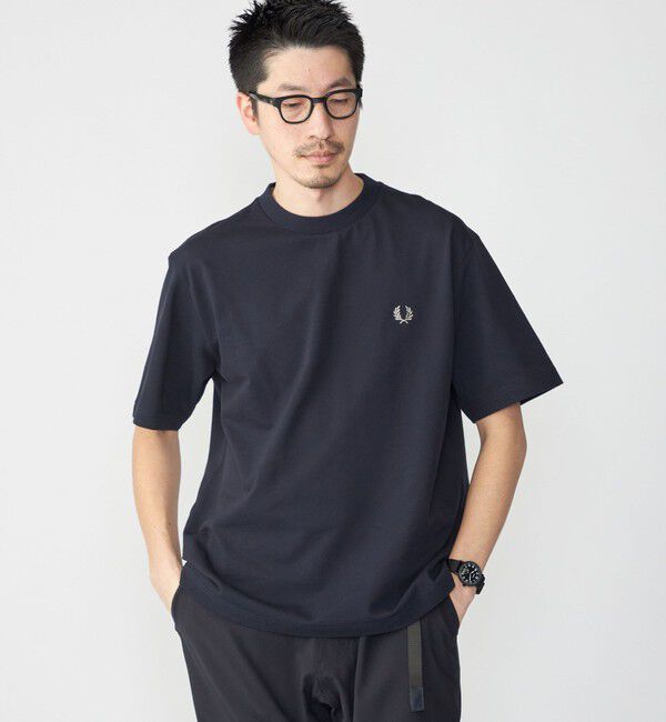 SHIPS「【SHIPS別注】FRED PERRY: SOLOTEX(R) 鹿の子 ワンポイント ロゴ Tシャツ24SS」|Tシャツ・カットソー|ネイビー