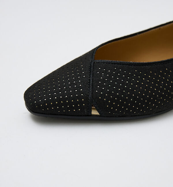 AU BANNISTER「【Vibram/ヴィブラムソール】Ｖカットフラットパンプス」|パンプス|