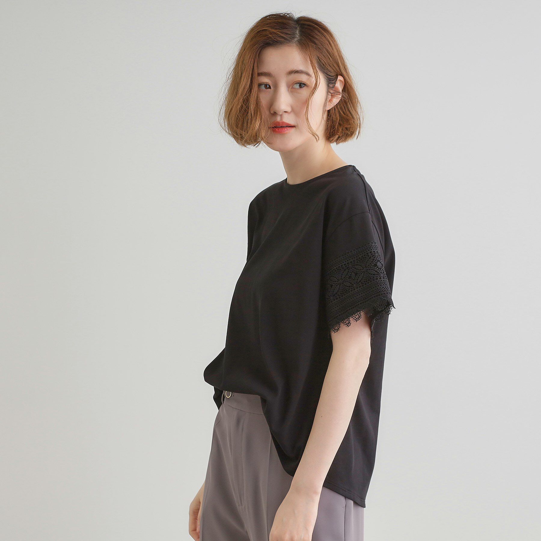 grove「【洗える/二の腕カバー】上品なレースで叶える、きちんと見えの夏Tシャツ」|Tシャツ・カットソー|