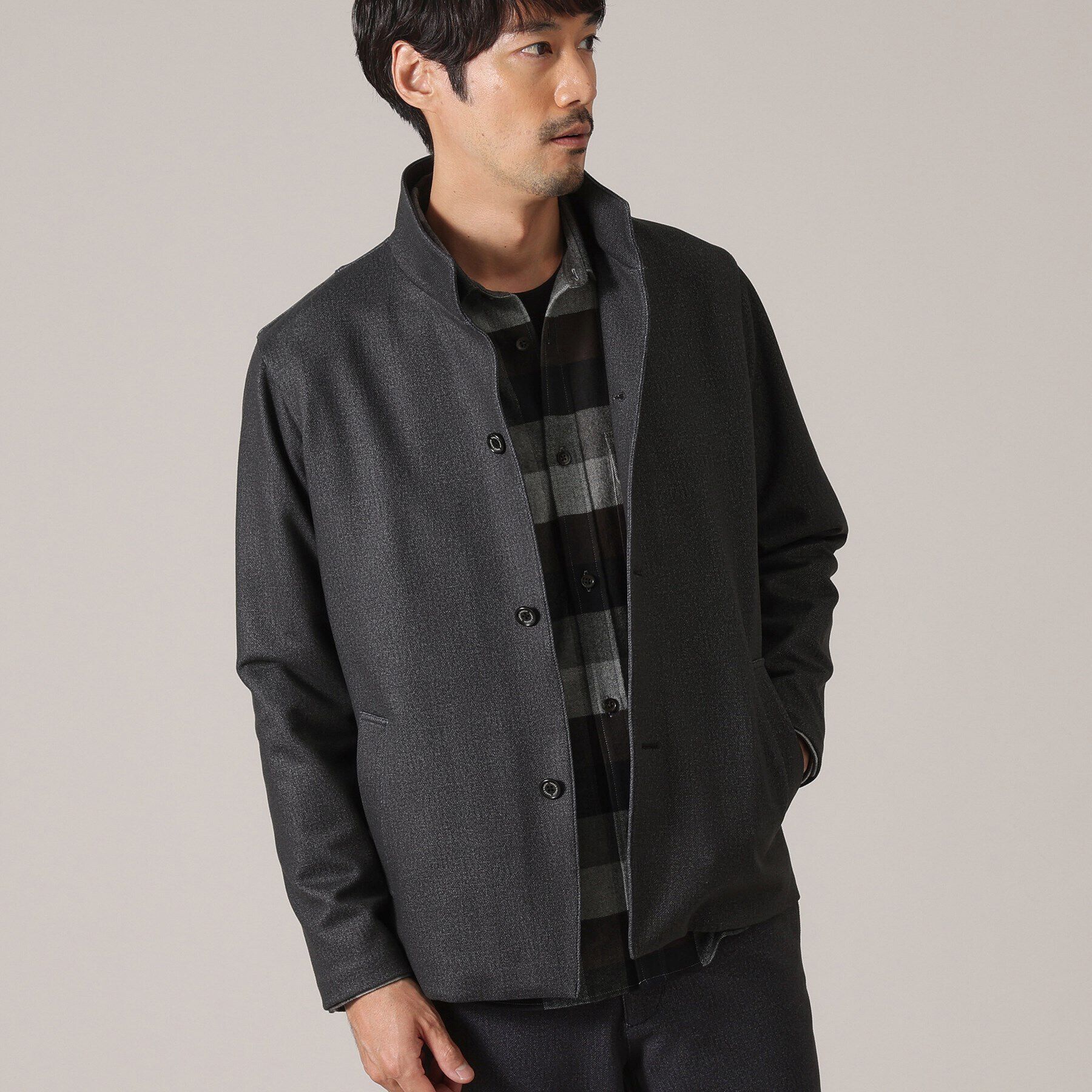 TAKEO KIKUCHI「【DOWN FABRIC】ダウンファブリック スタンドカラーブルゾン」|ブルゾン・スタジャン|チャコールグレー(1