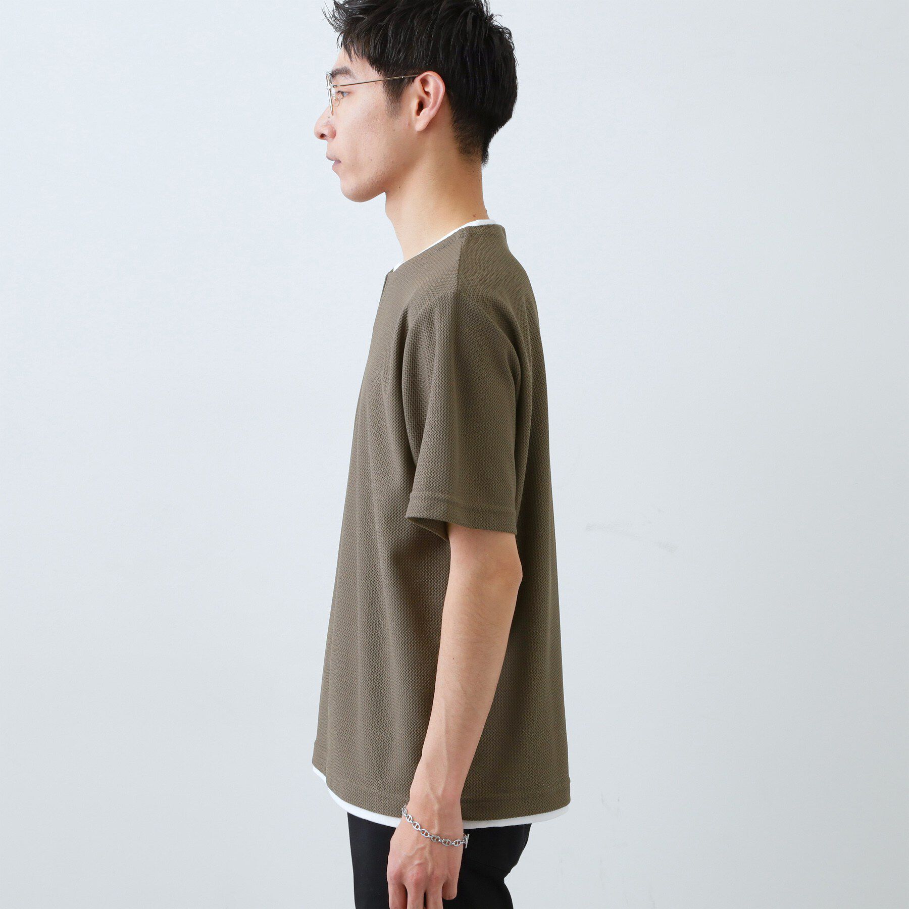 THE SHOP TK「【一枚でコーディネートが完成！】レイヤード風 キーネック 半袖Tシャツ 洗濯機OK」|Tシャツ・カットソー|