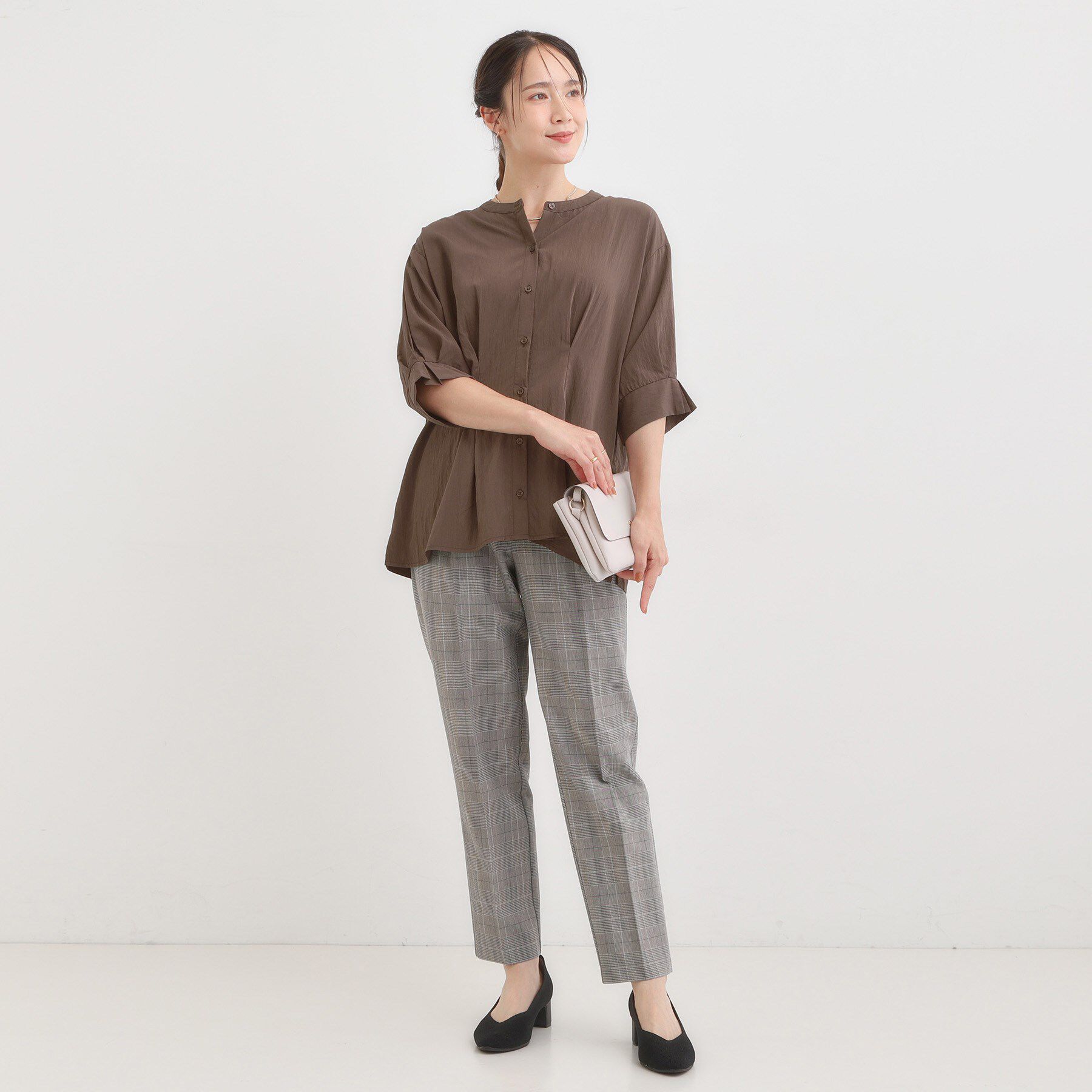 SHOO･LA･RUE「【S-LL/通勤スタイルにも】ウエストタックで程よくシェイプ 大人の上品ブラウス」|シャツ・ブラウス|