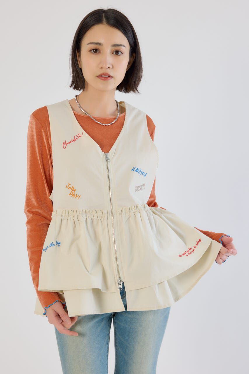 RODEO CROWNS「embroideryフロントジップベスト」|ダウンベスト・ベスト|
