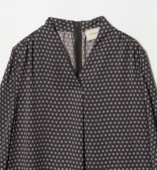 UNITED ARROWS「サテン ドレープ Vネック ブラウス」|シャツ・ブラウス|