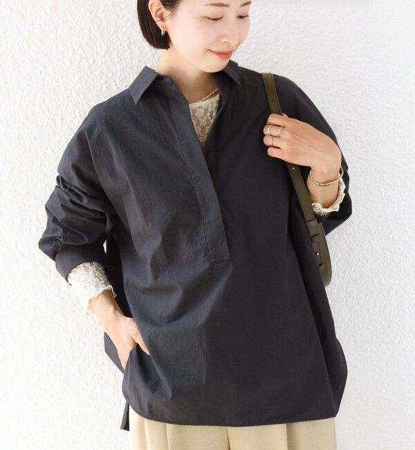 SHIPS for women「〈手洗い可能〉近江晒 サイド スリット スキッパー シャツ」|シャツ・ブラウス|