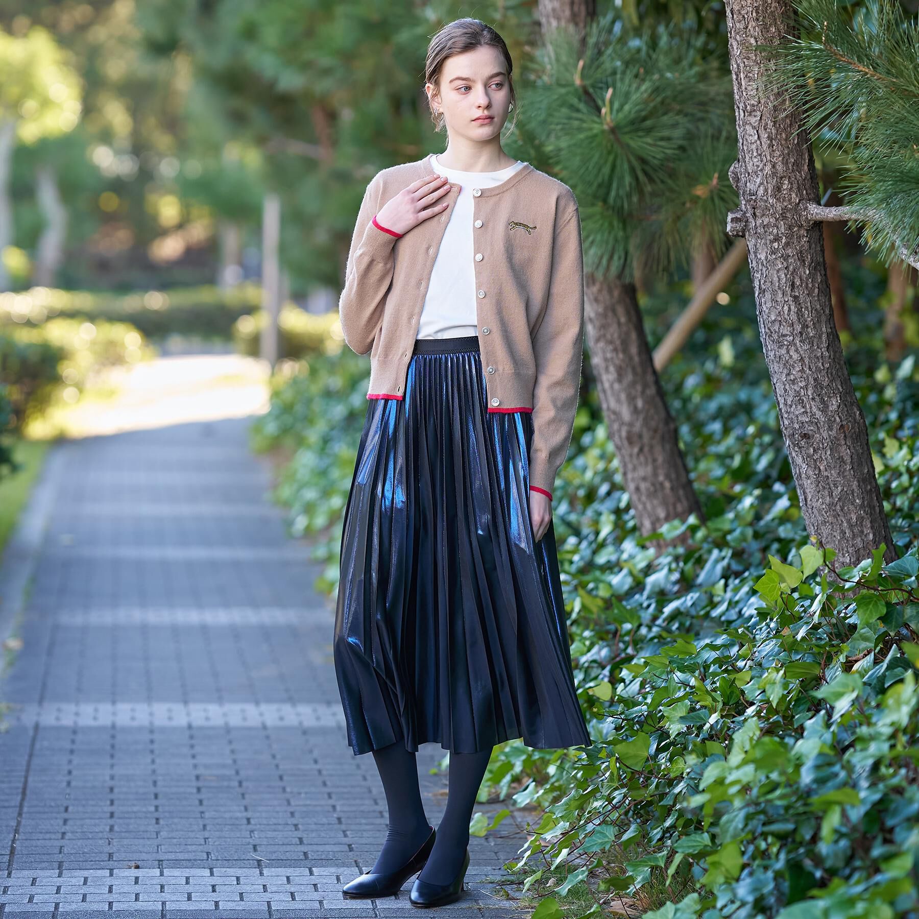 DRESSTERIOR「◆【CLASSY．12月号掲載】タイガーエンブロイダリークルーネックカーディガン」|カーディガン|