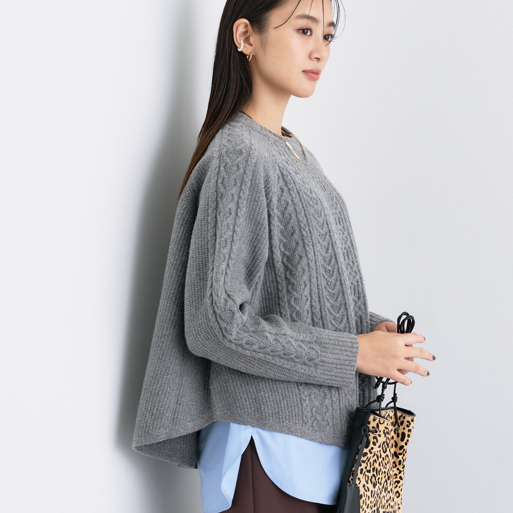 INDIVI「【洗える】ケーブルデザイン ラウンドヘムニット」|ニット・セーター|