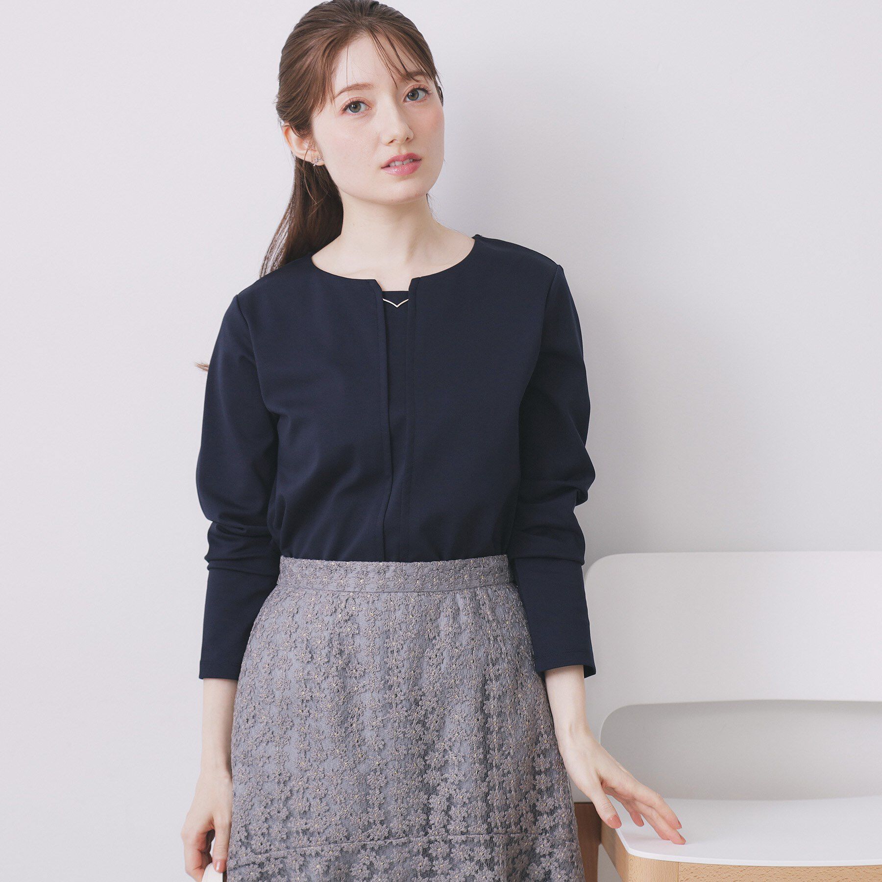 index「フロントタックモチーフポンチトップス【洗濯機OK】」|Tシャツ・カットソー|