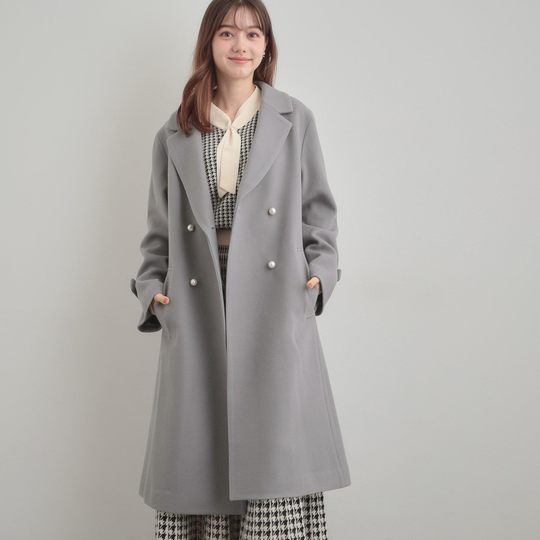 Couture broach「【大人上品・ベルト付き】パール調釦チェスターコート」|チェスターコート|