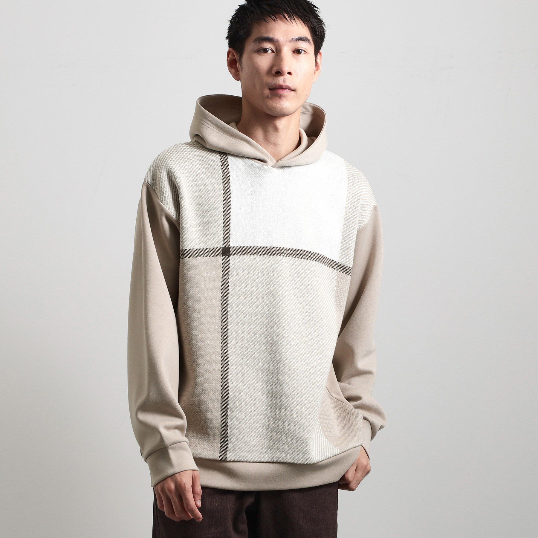 THE SHOP TK「【大人の休日スタイルにはこれ！】フロントチェック柄ニットパーカ　洗濯機OK」|パーカー|ベージュ(252)