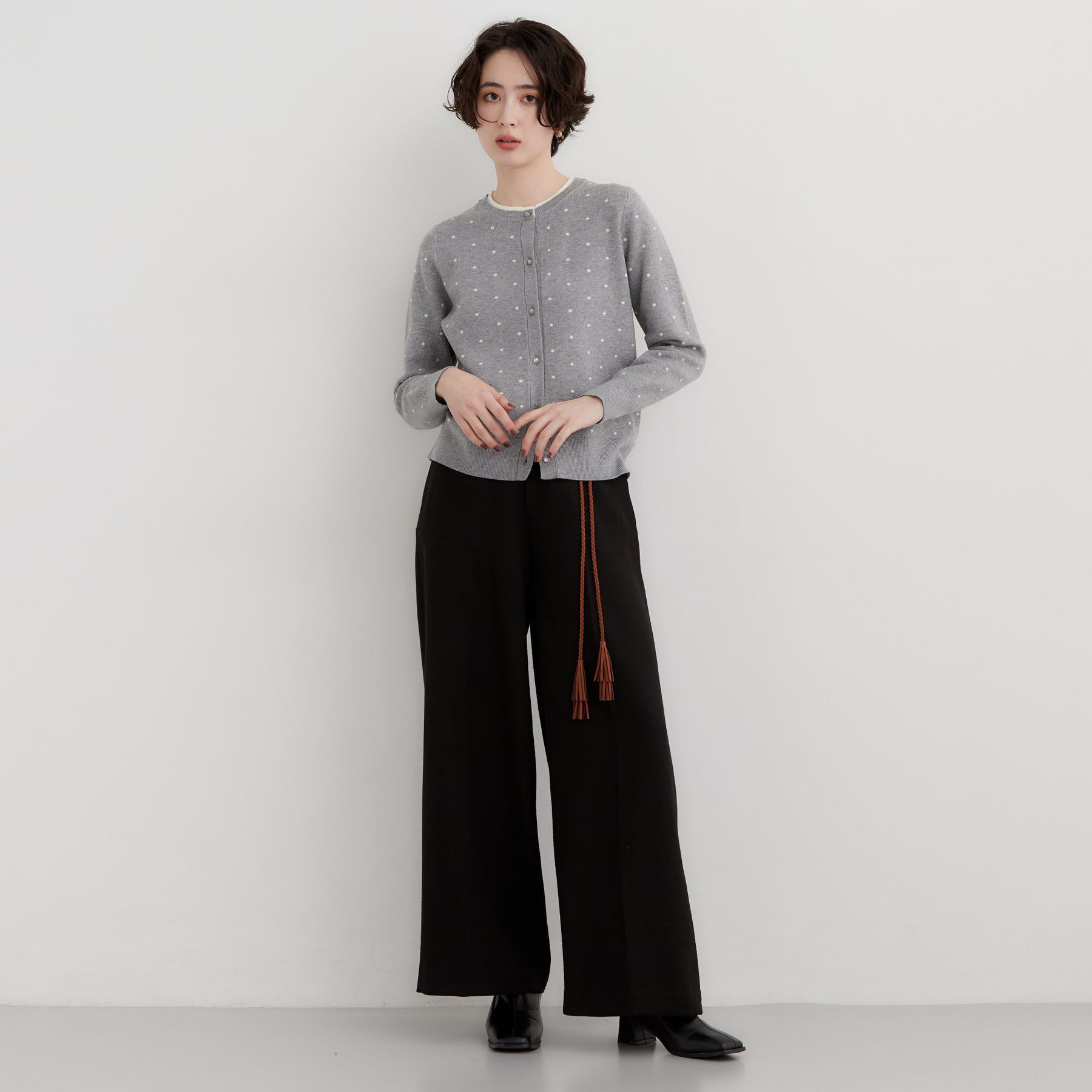 THE SHOP TK「コーデに華やかさをプラス ドットジャカード クルーネックカーディガン」|カーディガン|