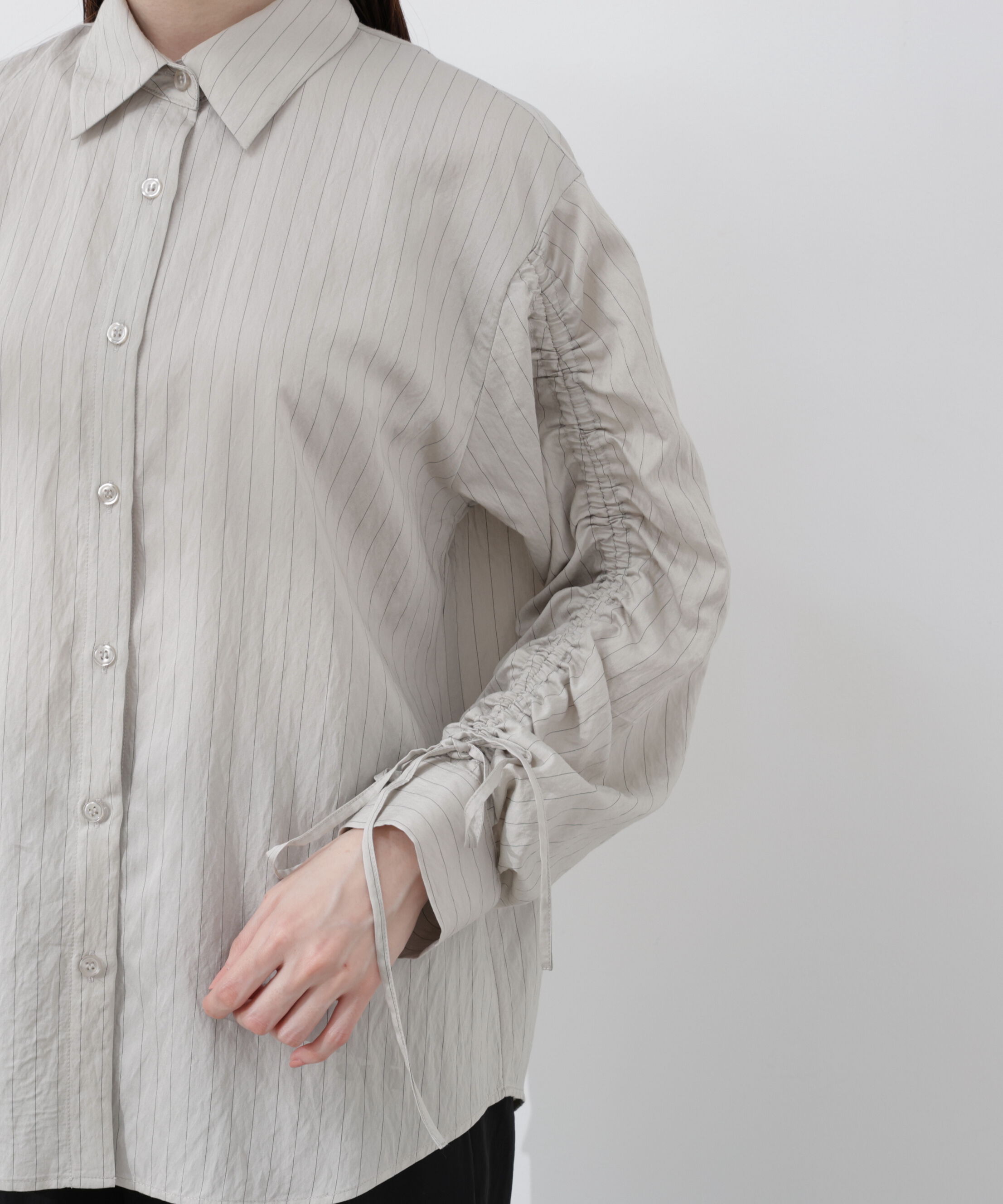 PROPORTION BODY DRESSING「〈a/mie〉ドロストスリーブシャツ 26SS」|シャツ・ブラウス|