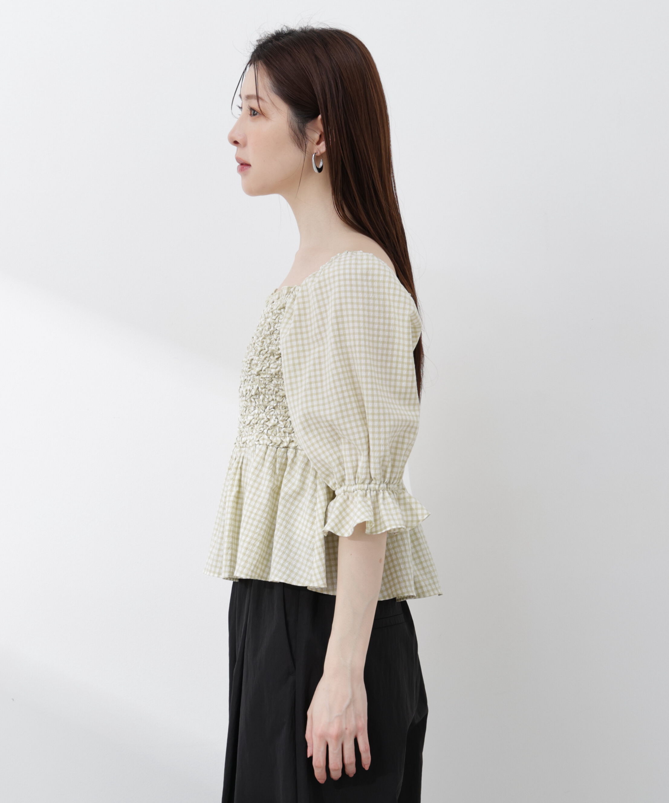 PROPORTION BODY DRESSING「〈a/mie〉シャーリングペプラムブラウス 26SS」|シャツ・ブラウス|