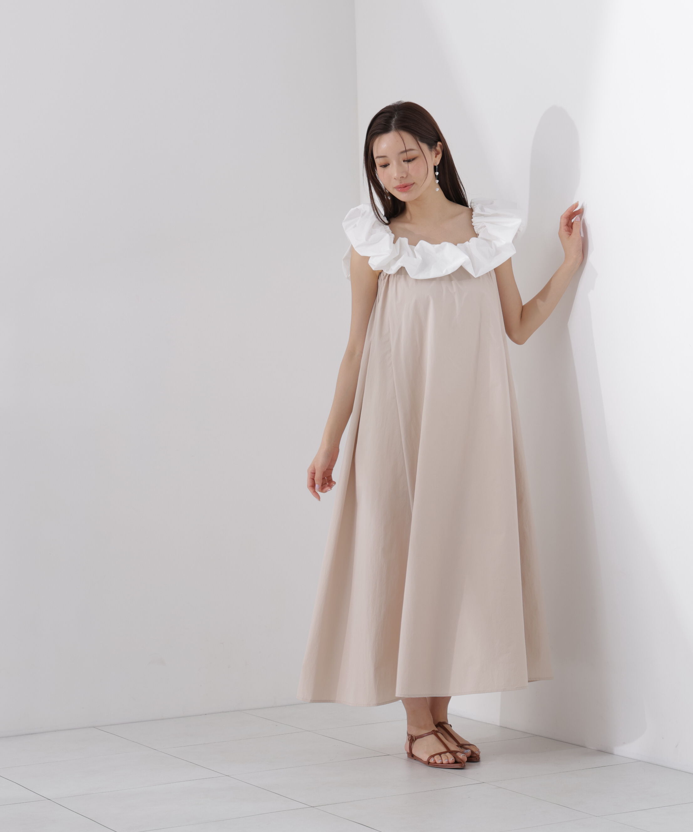 PROPORTION BODY DRESSING「＜EDIT COLOGNE＞バルーンオフショルキャミワンピース」|ワンピース|ベージュ&times;ホワ