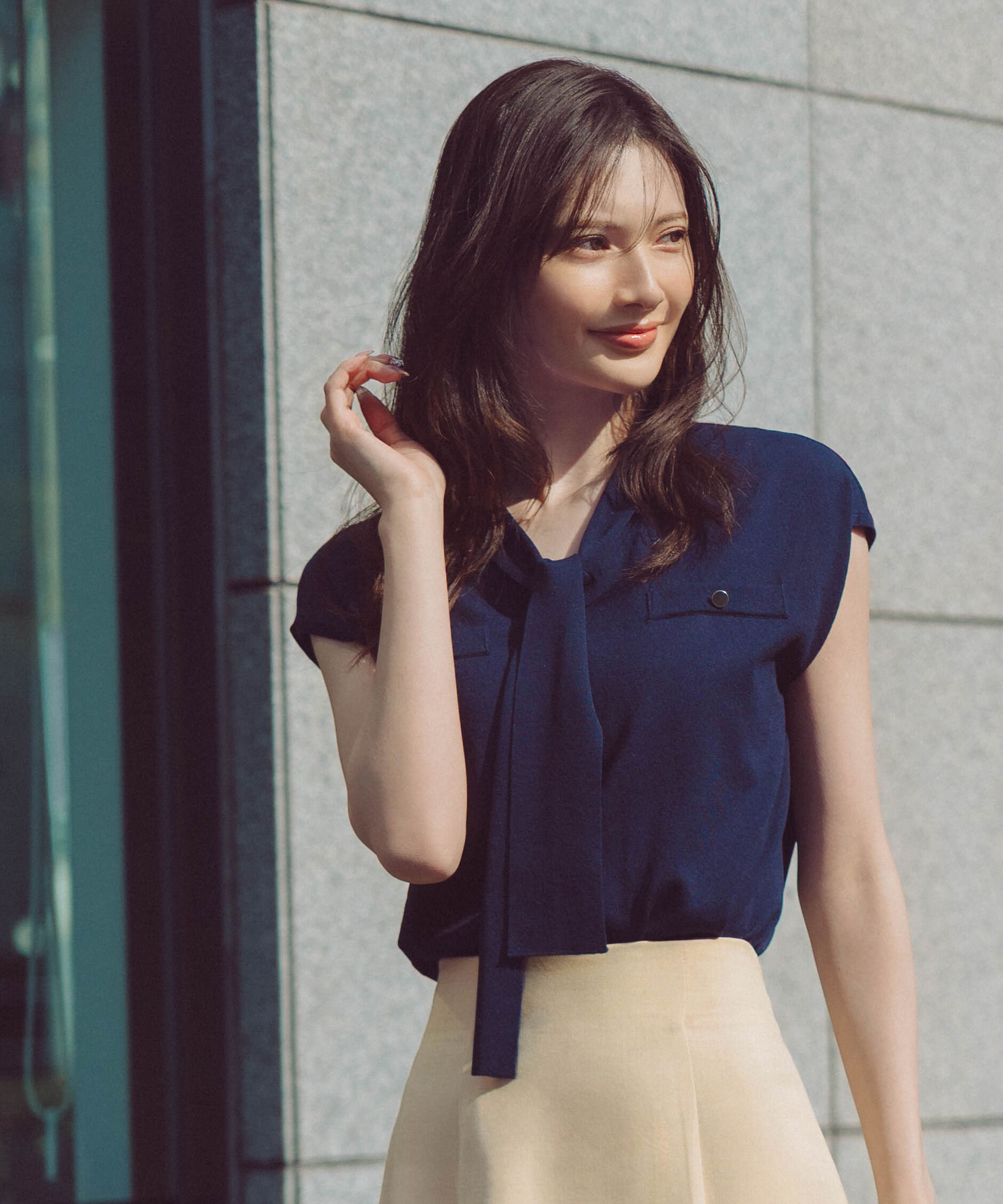 PROPORTION BODY DRESSING「＜中川紅葉さん着用＞Vネックタイ付きニット」|ニット・セーター|ネイビー