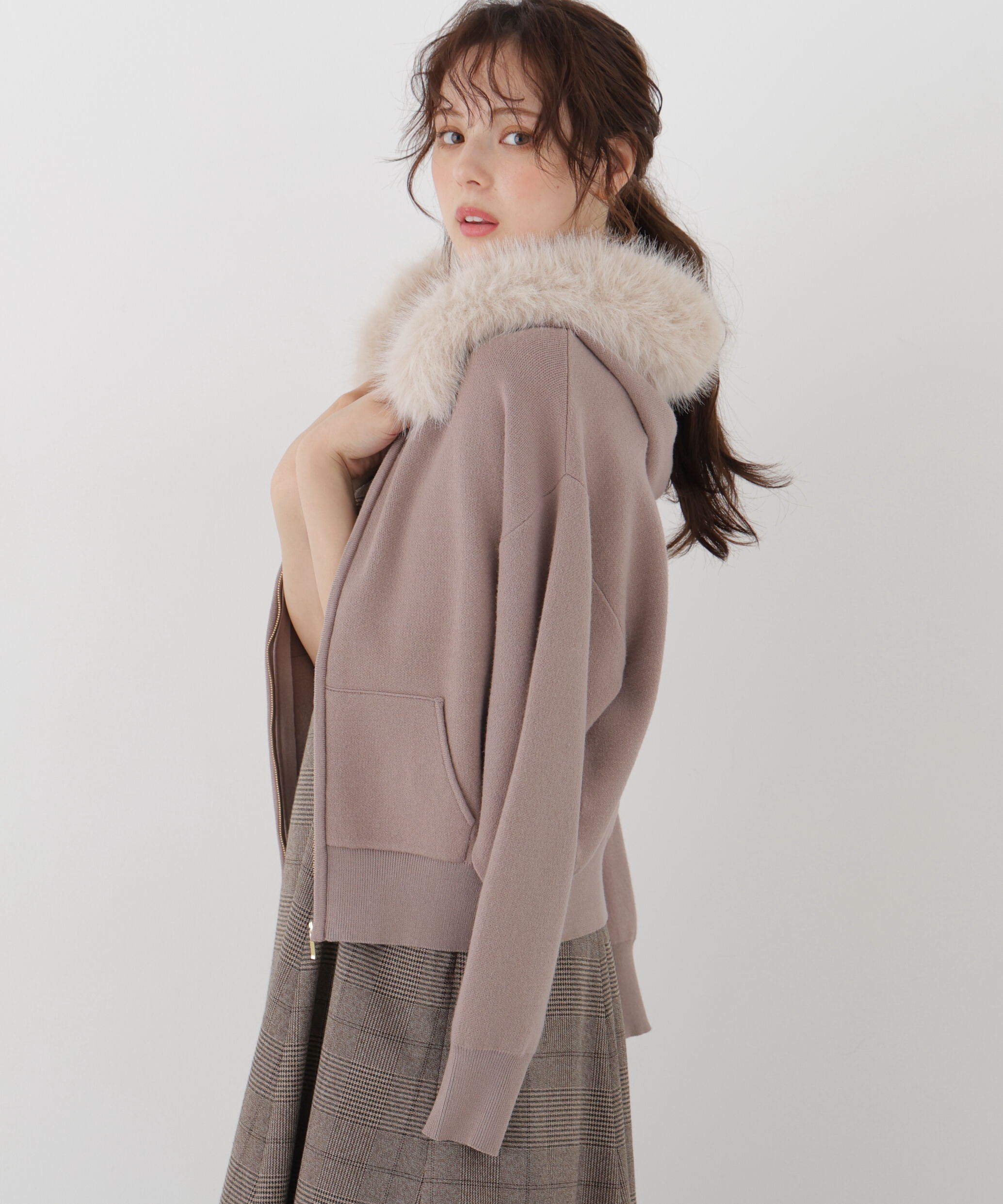 PROPORTION BODY DRESSING「フェイクファー付きニットパーカー 26AW」|ニット・セーター|