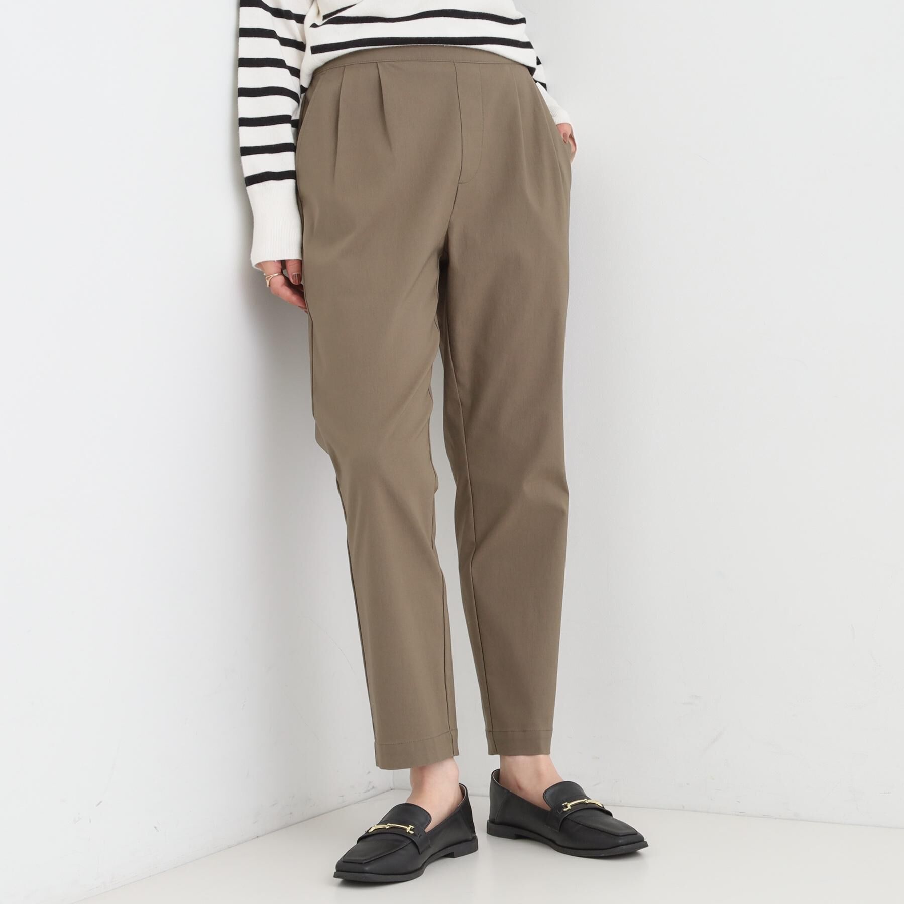 SHOO･LA･RUE「【洗える/S-LL/美脚シルエット】ハイパーストレッチ テーパードパンツ」|その他|カーキ(027)