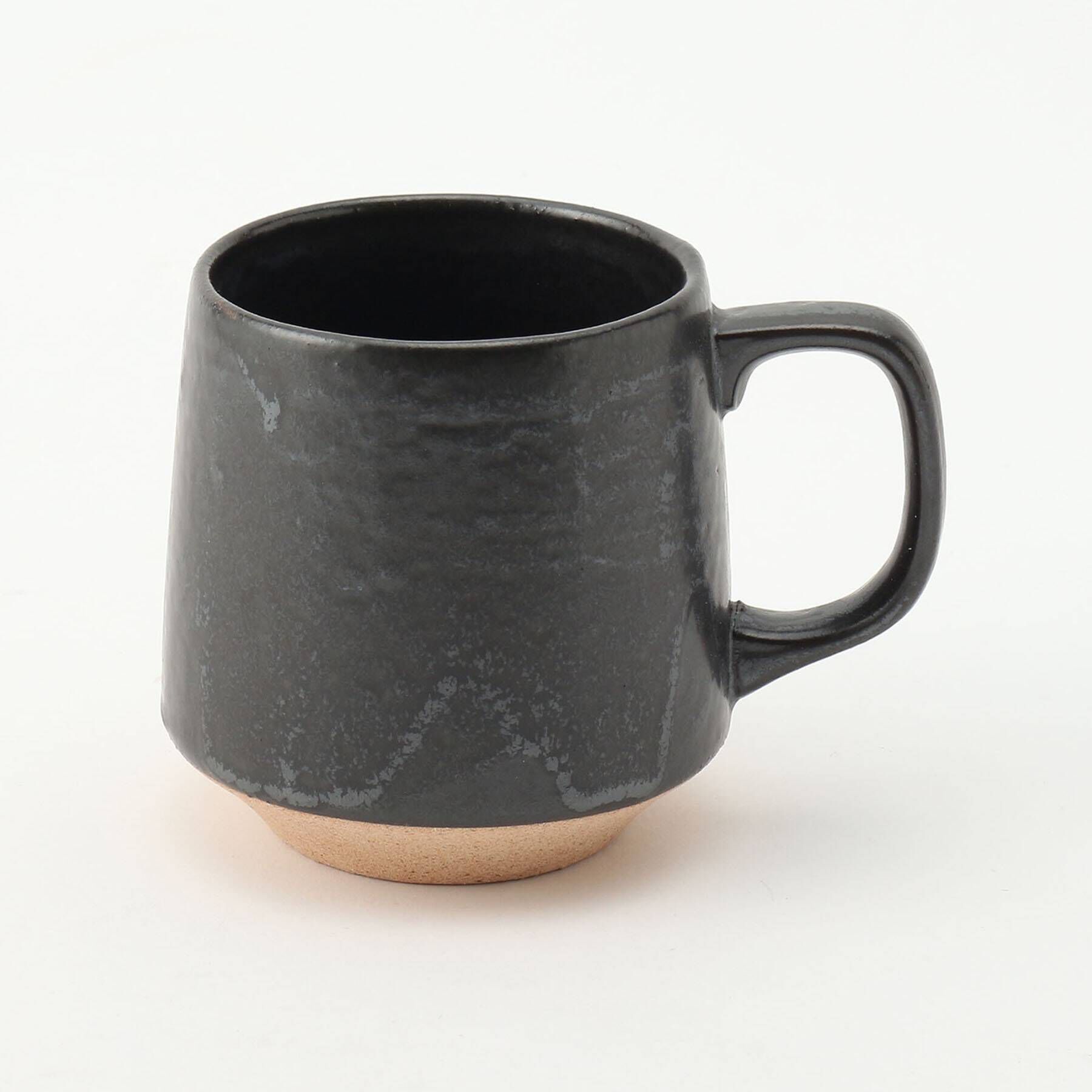 212 KITCHEN STORE「美濃焼 赤土マグカップ  黒 ＜ハレとケ＞」|グラス・マグカップ|
