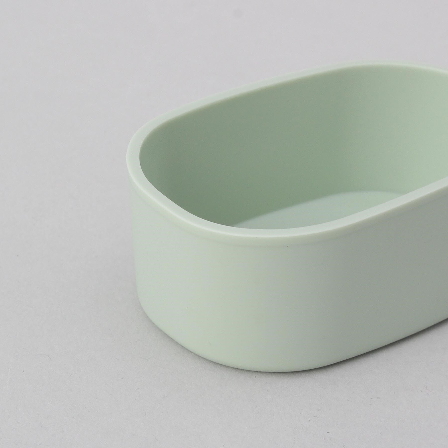 212 KITCHEN STORE「まるみの小分け保存カップ オーバル」|食器・キッチングッズ|