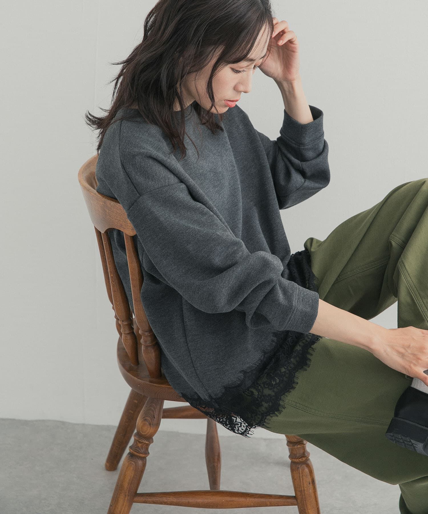 URBAN RESEARCH DOORS「ダブルフェイス裾レースプルオーバー 26AW」|Tシャツ・カットソー|