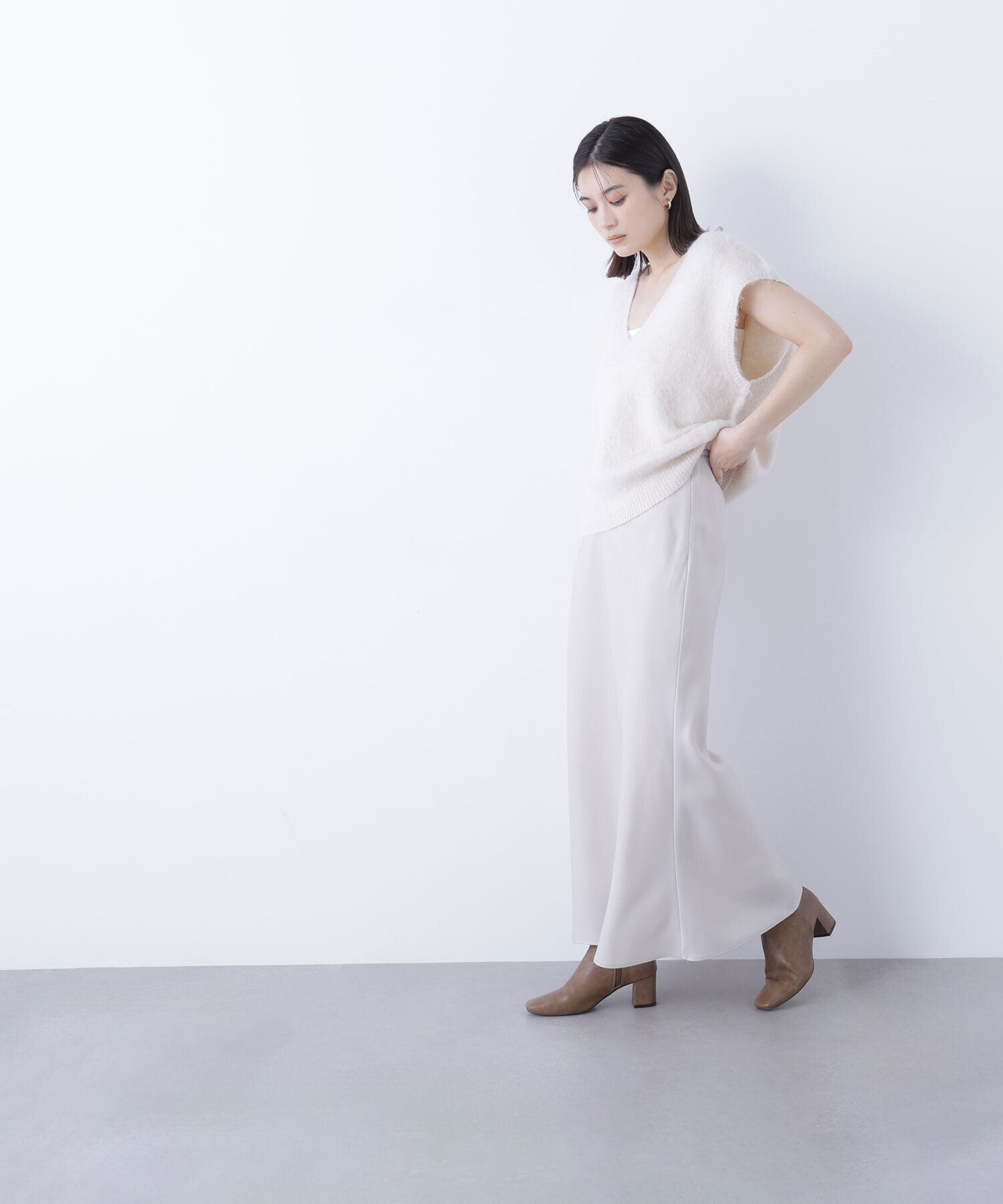  「ヘアリーVネックベスト＊」|ニット・セーター|
