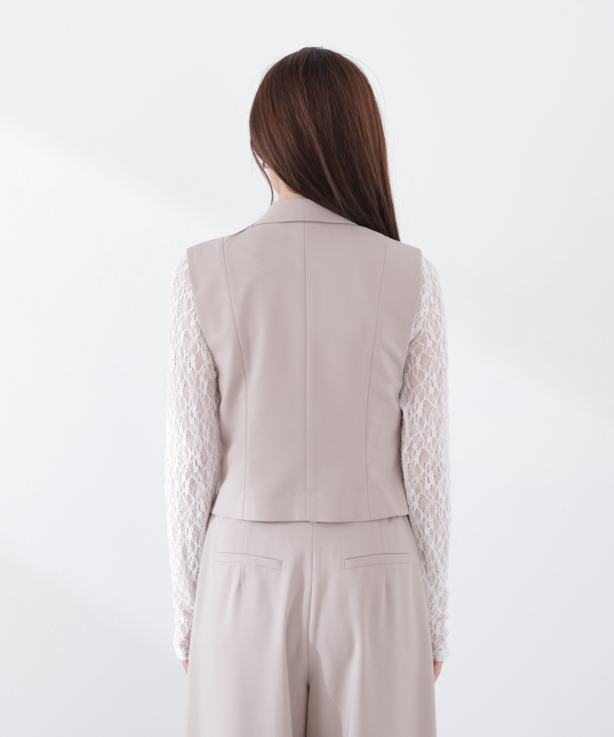PROPORTION BODY DRESSING「タックアシメジレ　26SS」|ブルゾン・スタジャン|