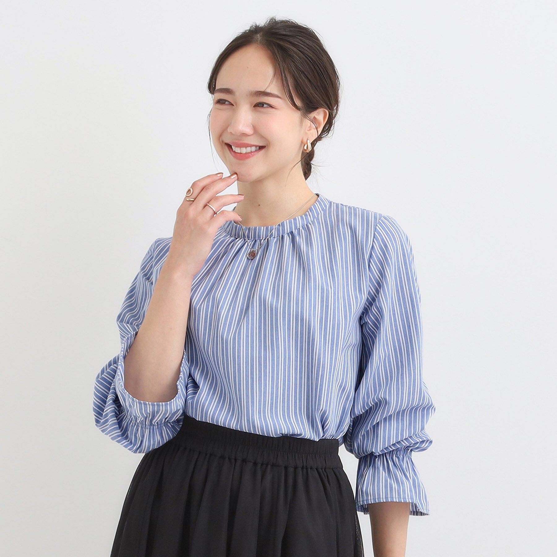 SHOO･LA･RUE「【S-LL】キャンディースリーブが女性らしい マルチストライプブラウス」|シャツ・ブラウス|