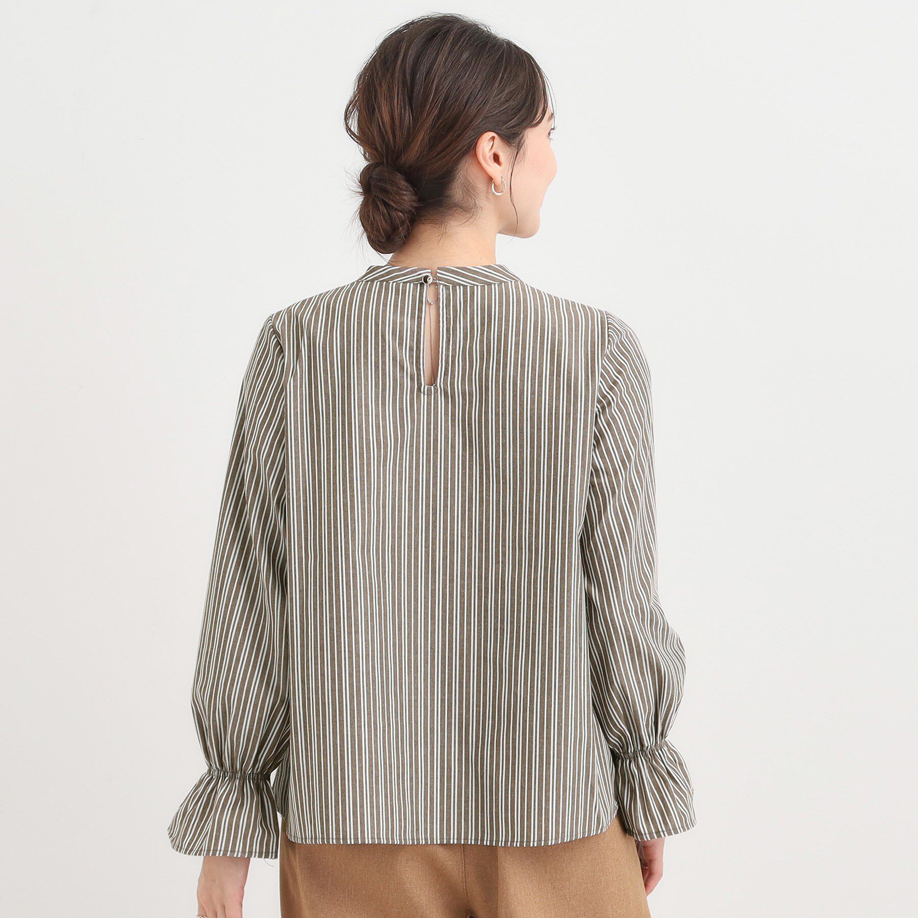 SHOO･LA･RUE「【S-LL】キャンディースリーブが女性らしい マルチストライプブラウス」|シャツ・ブラウス|