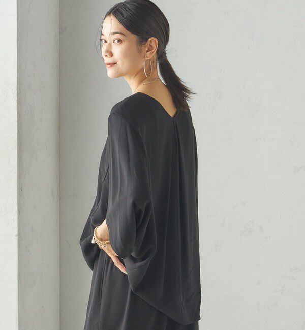SHIPS for women「〈接触冷感 / 手洗い可能〉アセテート混 バック サテン ドルマン ブラウス」|シャツ・ブラウス|