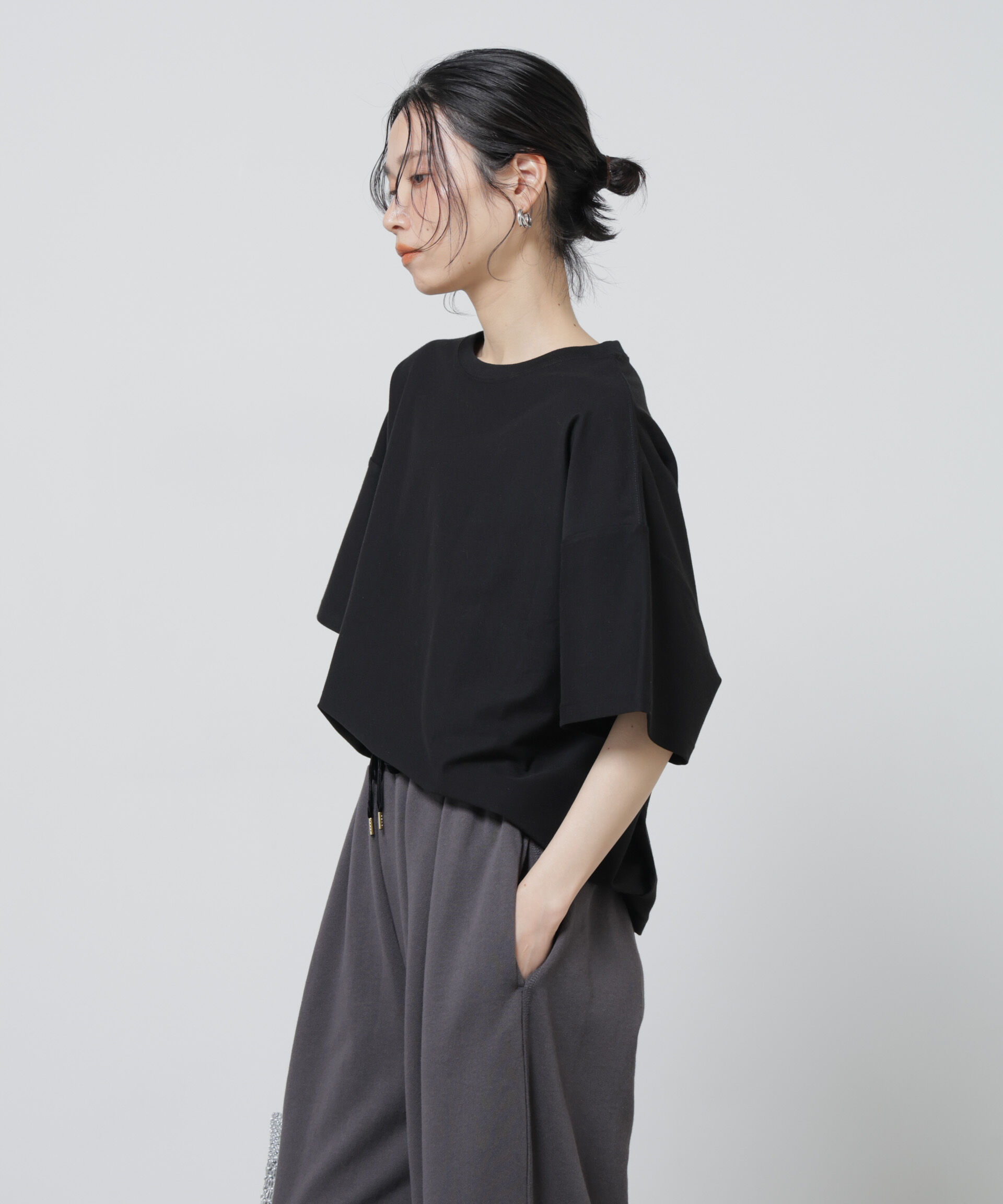 NANO universe「「Meaningful Continuity」coveross(R)ツイル調冷感プレーティング天竺Tシャツ」|Tシャツ・カットソー|