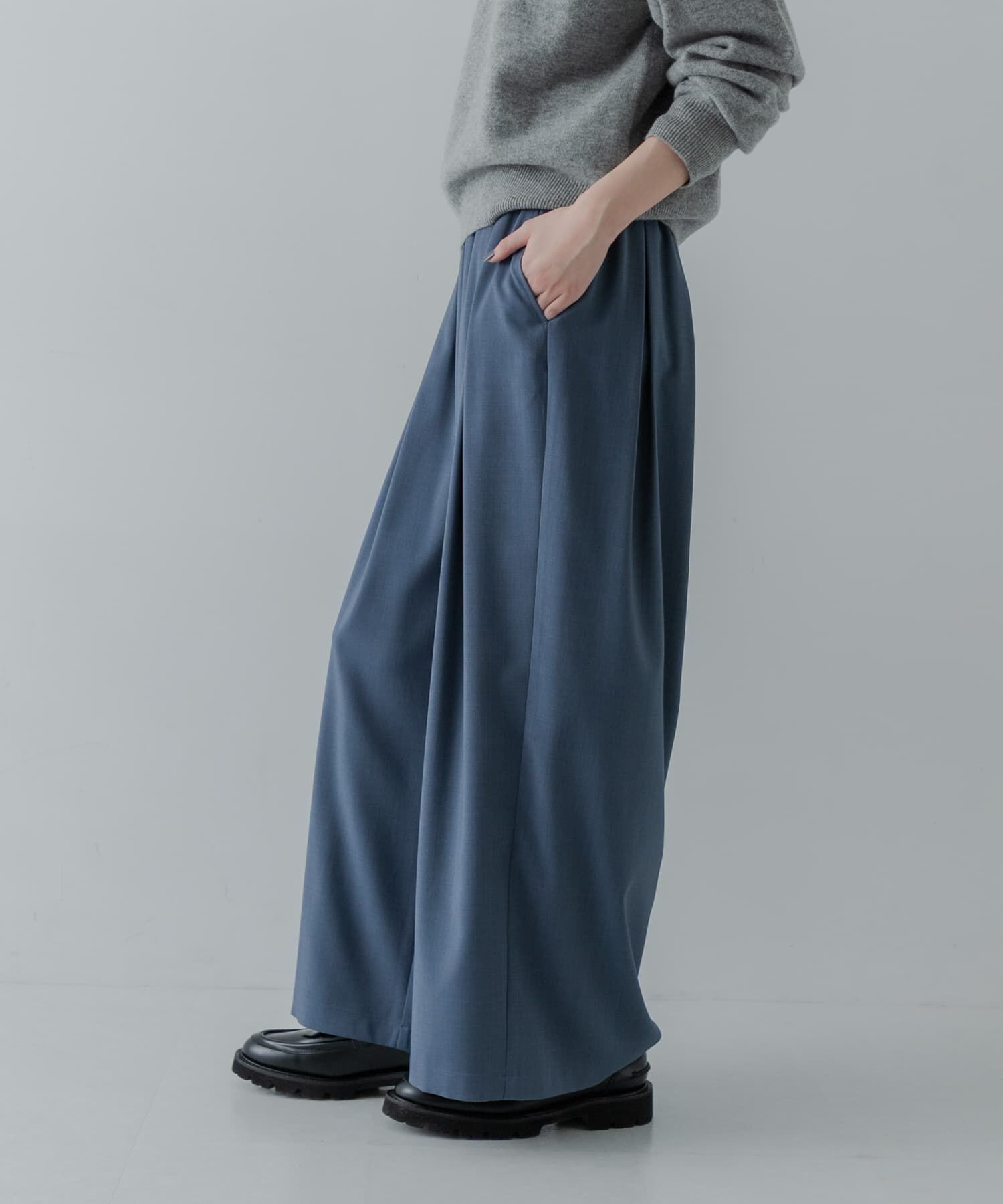 URBAN RESEARCH「ストレッチタックギャザーワイドパンツ」|その他|