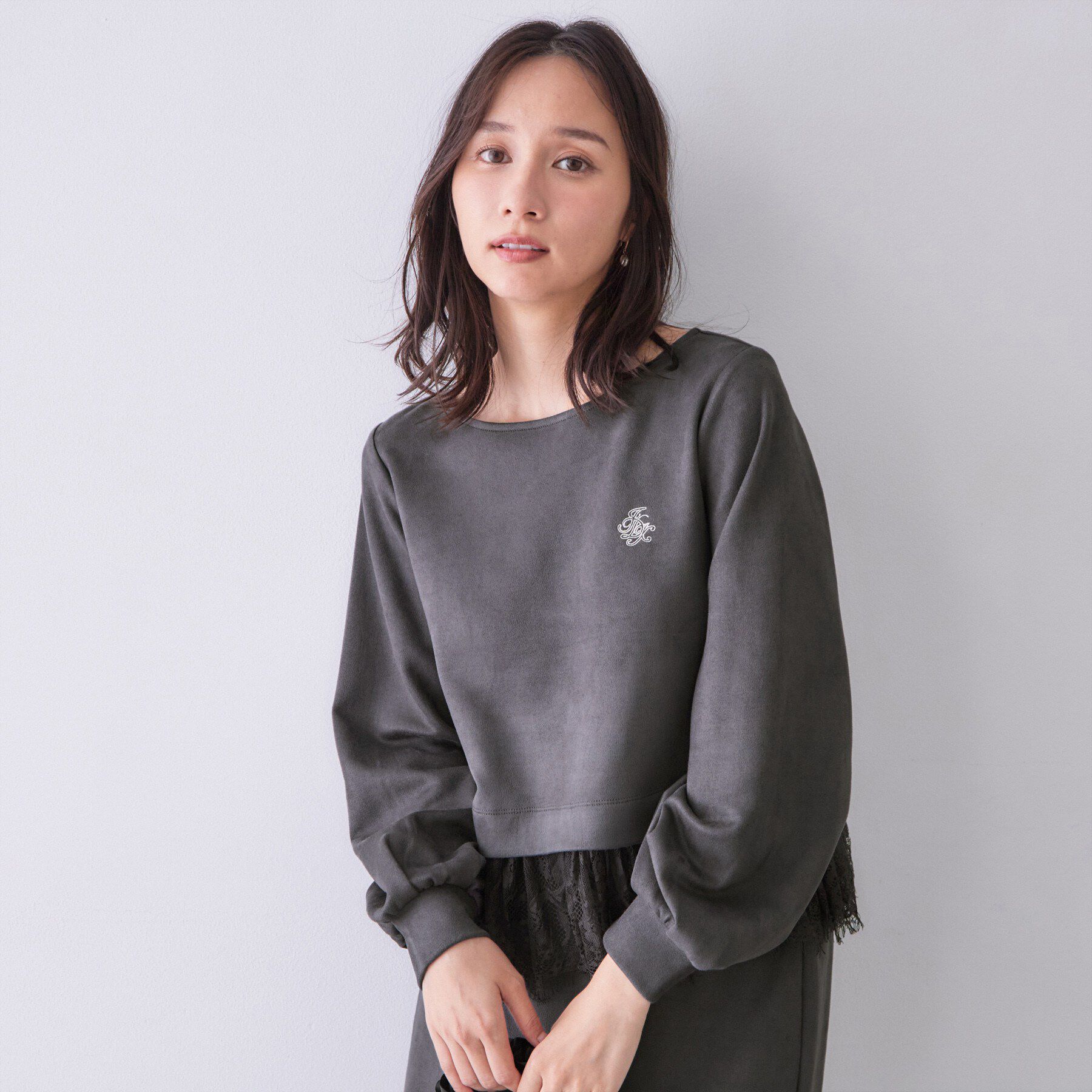 index「スウェード裾レーストップス【洗濯機OK】」|Tシャツ・カットソー|チャコールグレー(0
