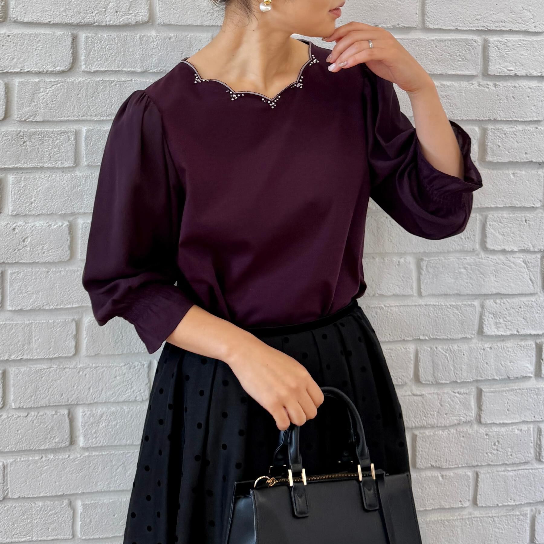 Couture broach「【顔まわり華やぐ・UVカット】スカラ刺繍トップス」|Tシャツ・カットソー|