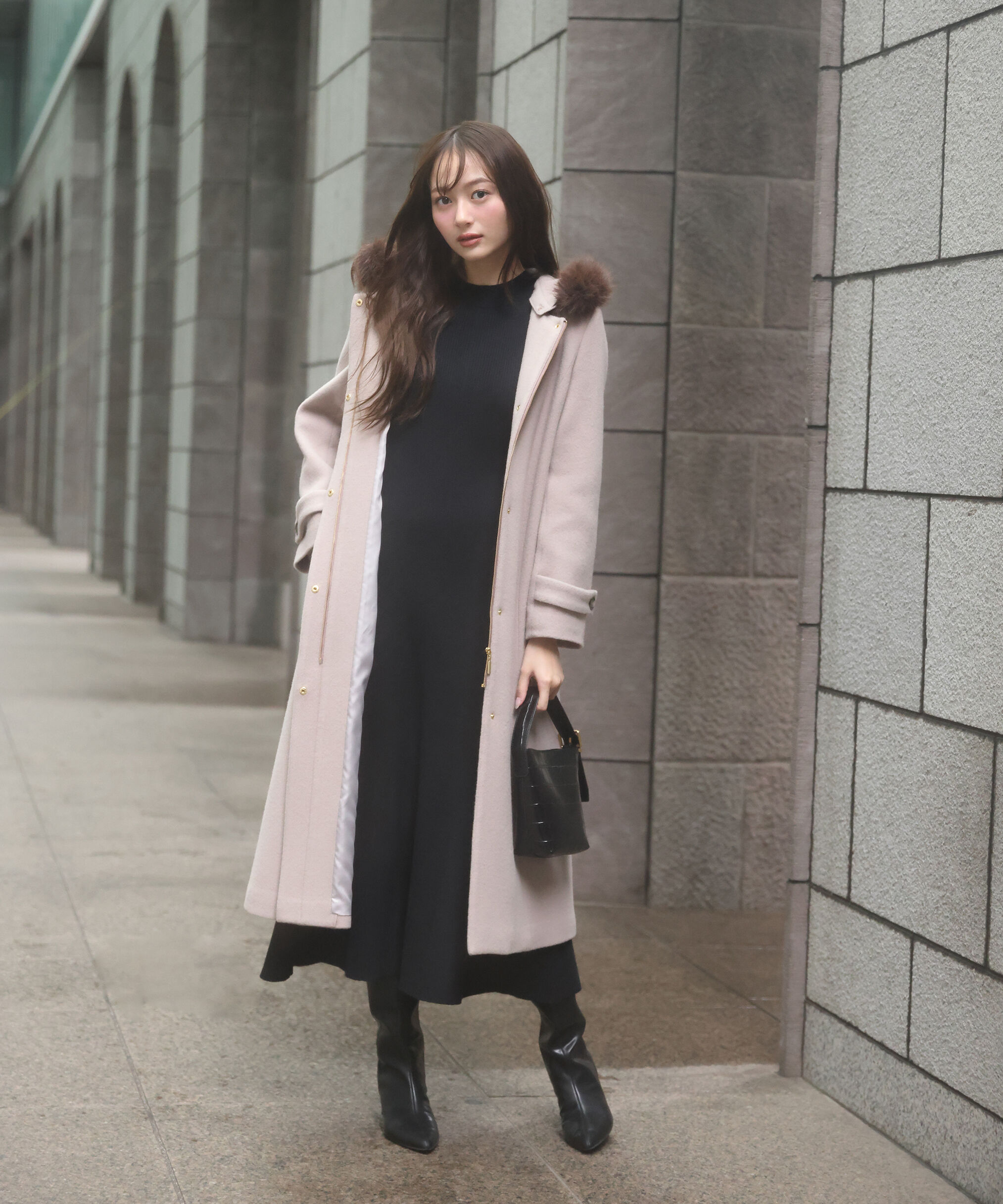 PROPORTION BODY DRESSING「モッサフードフェイクファーロングコート 25AW」|その他|