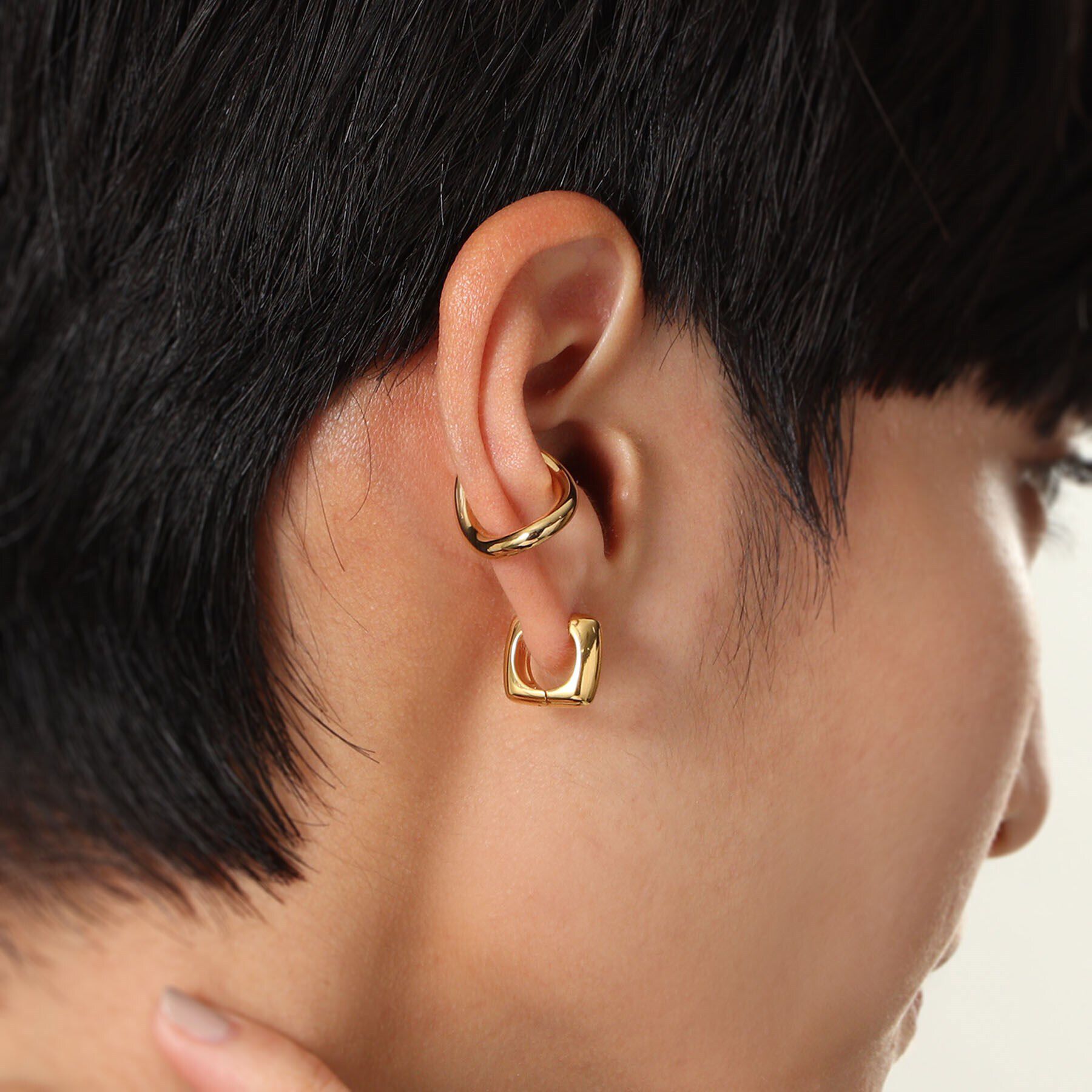 COCOSHNIK ONKITSCH「シルバー ハギーフープ スクエアピアス GP」|ピアス|