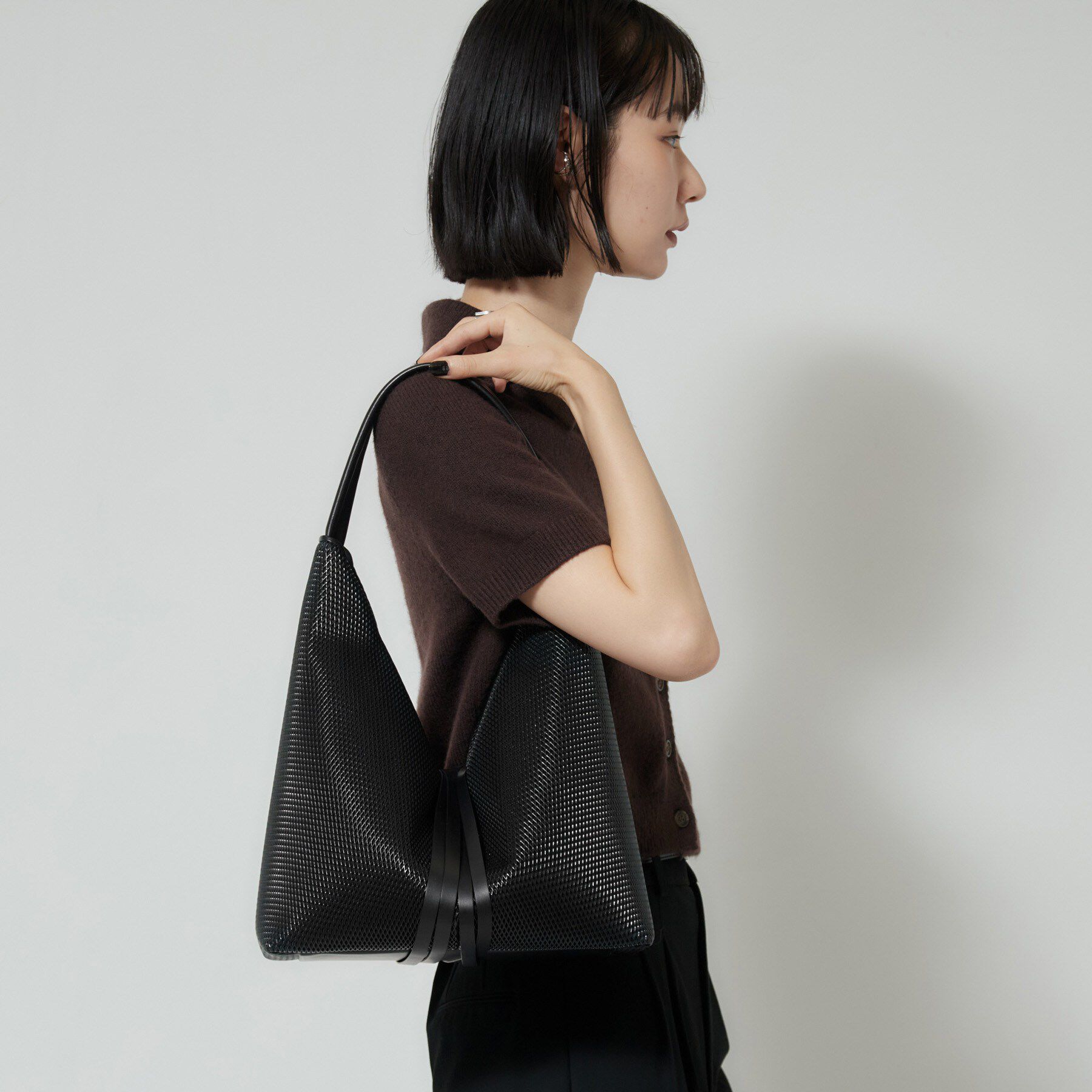 HIROKO HAYASHI「CATENA（カテーナ）ワンショルダーバッグ」|ショルダー・メッセンジャー|