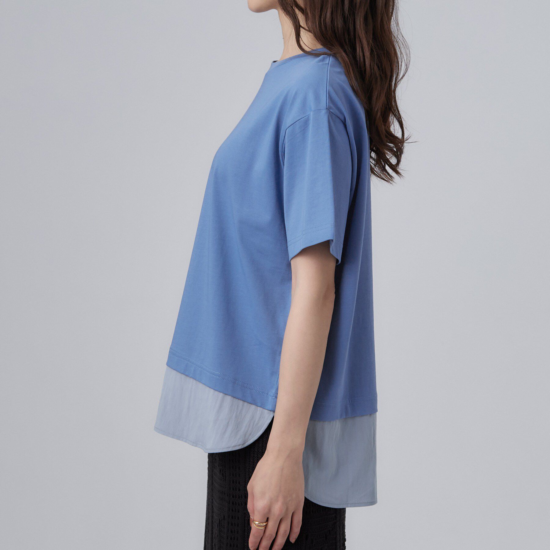 SHOO･LA･RUE「【体型カバー/S-LL/洗濯機可】インせず着られる 異素材ドッキングTシャツ」|Tシャツ・カットソー|