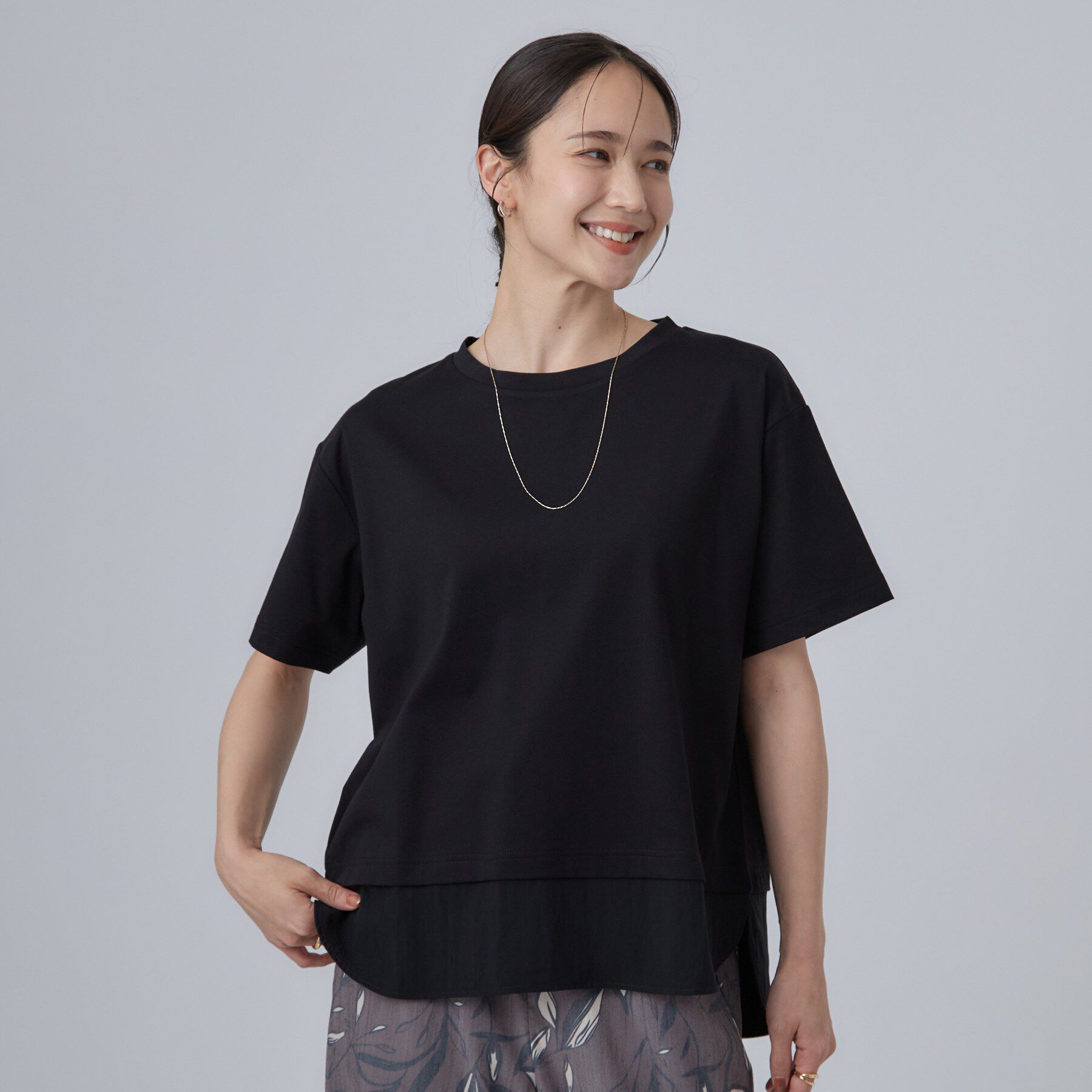 SHOO･LA･RUE「【体型カバー/S-LL/洗濯機可】インせず着られる 異素材ドッキングTシャツ」|Tシャツ・カットソー|