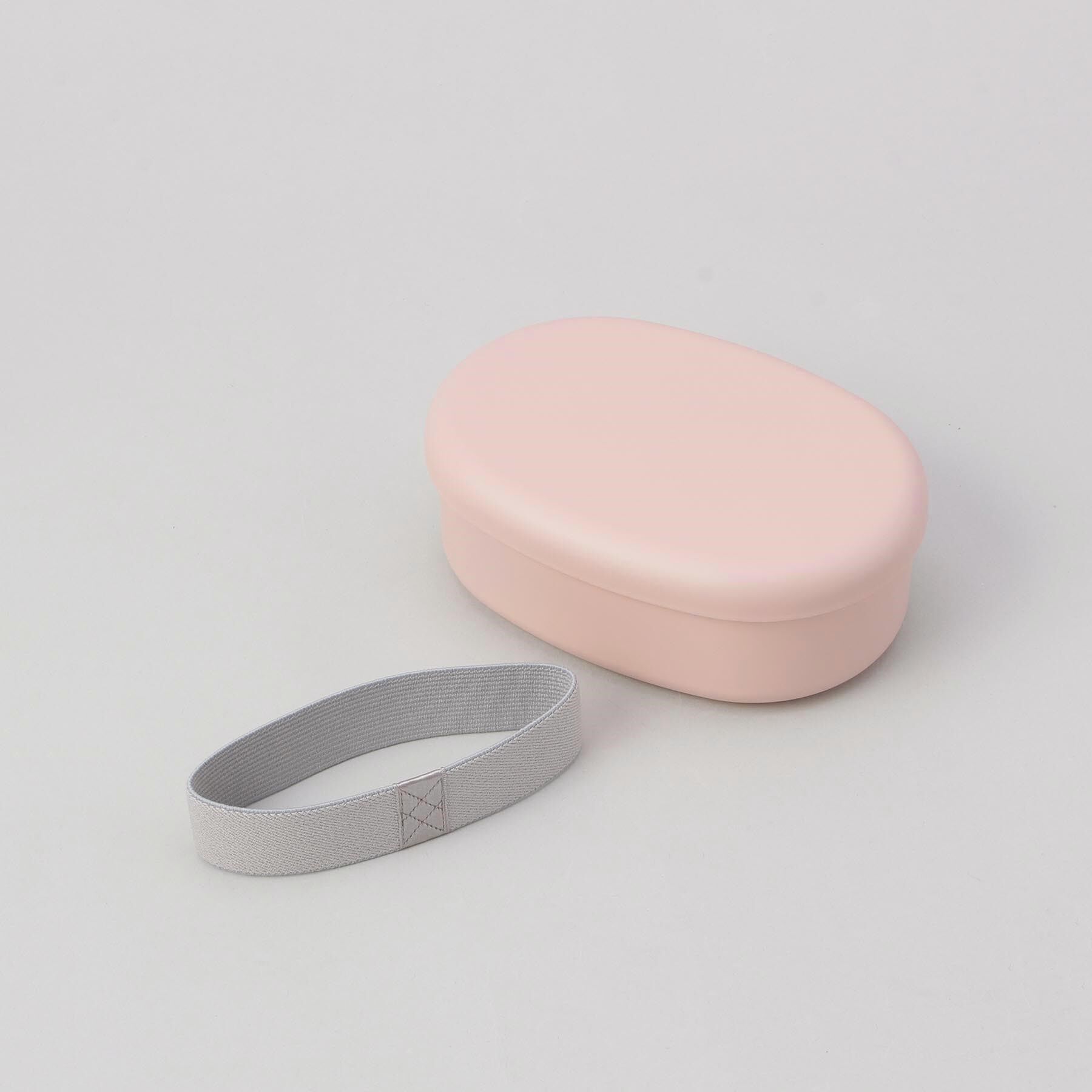 212 KITCHEN STORE「さっと洗えるお弁当箱 プレミアム 480 スモーキーピンク」|食器・キッチングッズ|
