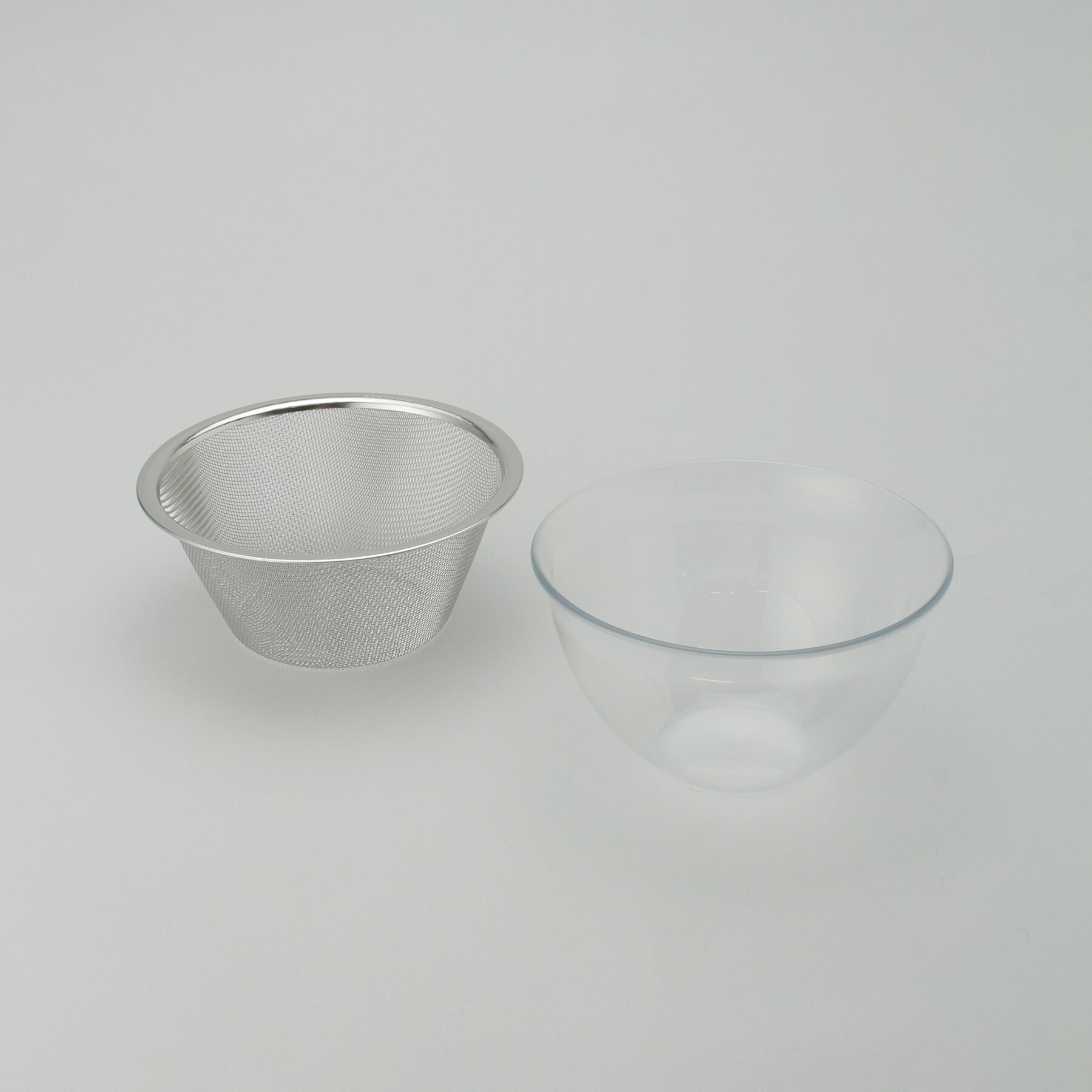 212 KITCHEN STORE「ガラスのようなボウル&ステンレスザル平縁20cm ＜365methods サンロクゴメソッド＞」|食器・キッチングッズ|