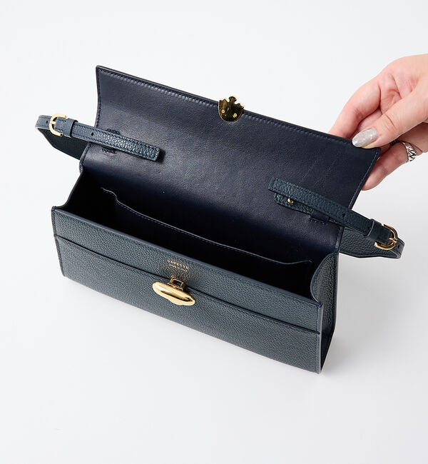 The Store by C' 「【SAVETTE】SYMMETRY SHOULDER BAG／レザーショルダーバ」|ショルダー・メッセンジャー|