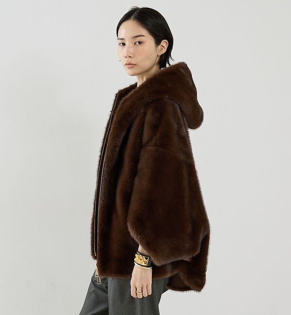 The Store by C' 「【LOU ANDREA】REVERSIBLE CAPE／リバーシブルフェイクファ」|その他|