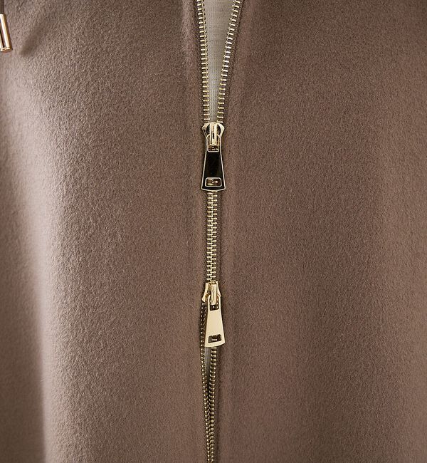 The Store by C' 「【LOU ANDREA】DOWN HOOD CAPE／ダウンフードケープ」|その他|