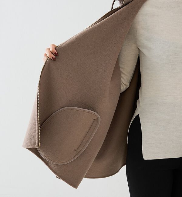 The Store by C' 「【LOU ANDREA】DOWN HOOD CAPE／ダウンフードケープ」|その他|