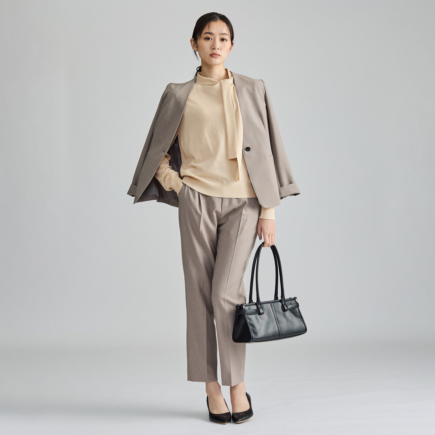 INDIVI「【風合い〇／キレイめ華やか】サイドボウタイニット」|ニット・セーター|