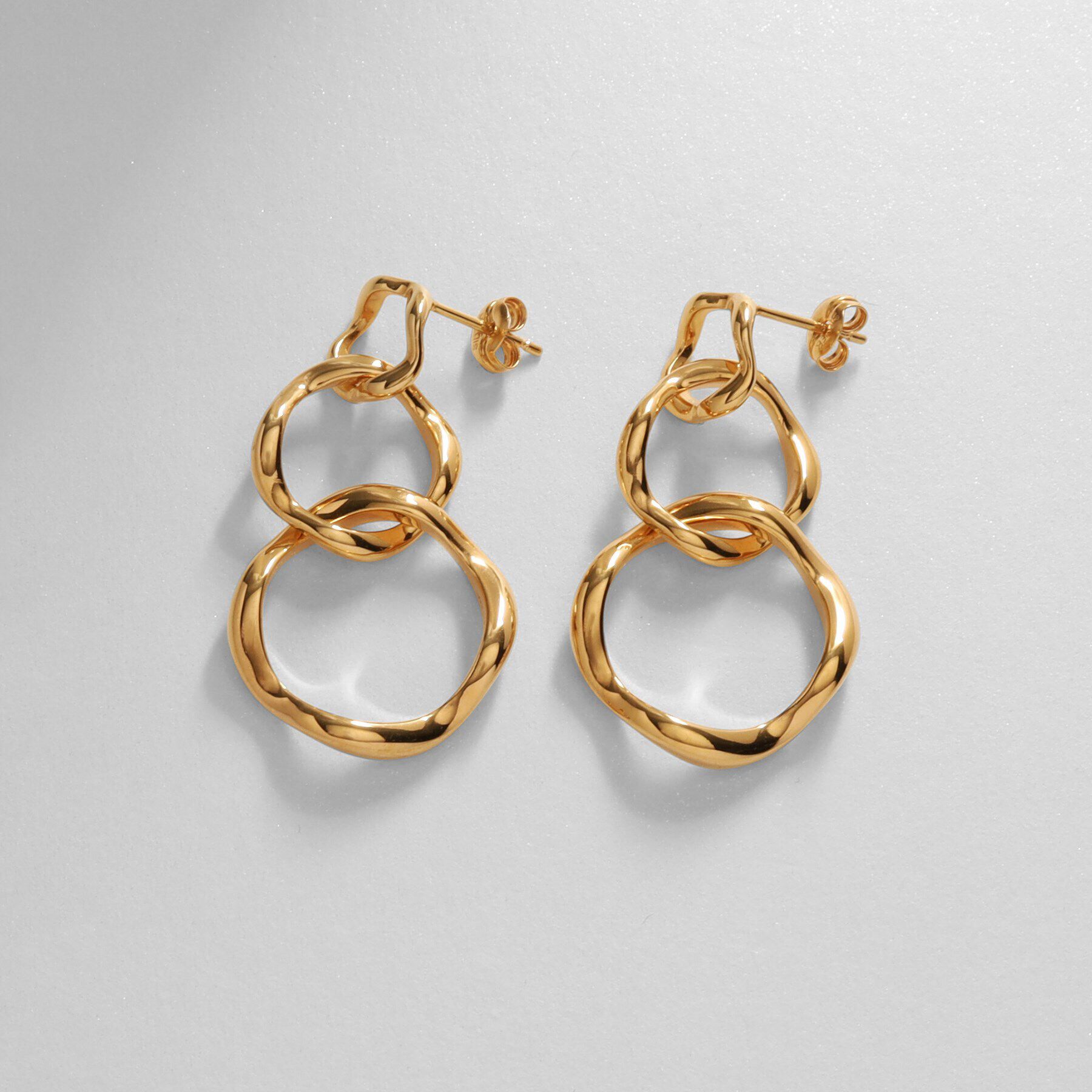 COCOSHNIK ONKITSCH「シルバー ニュアンスピアス トリプルフープ GP」|ピアス|
