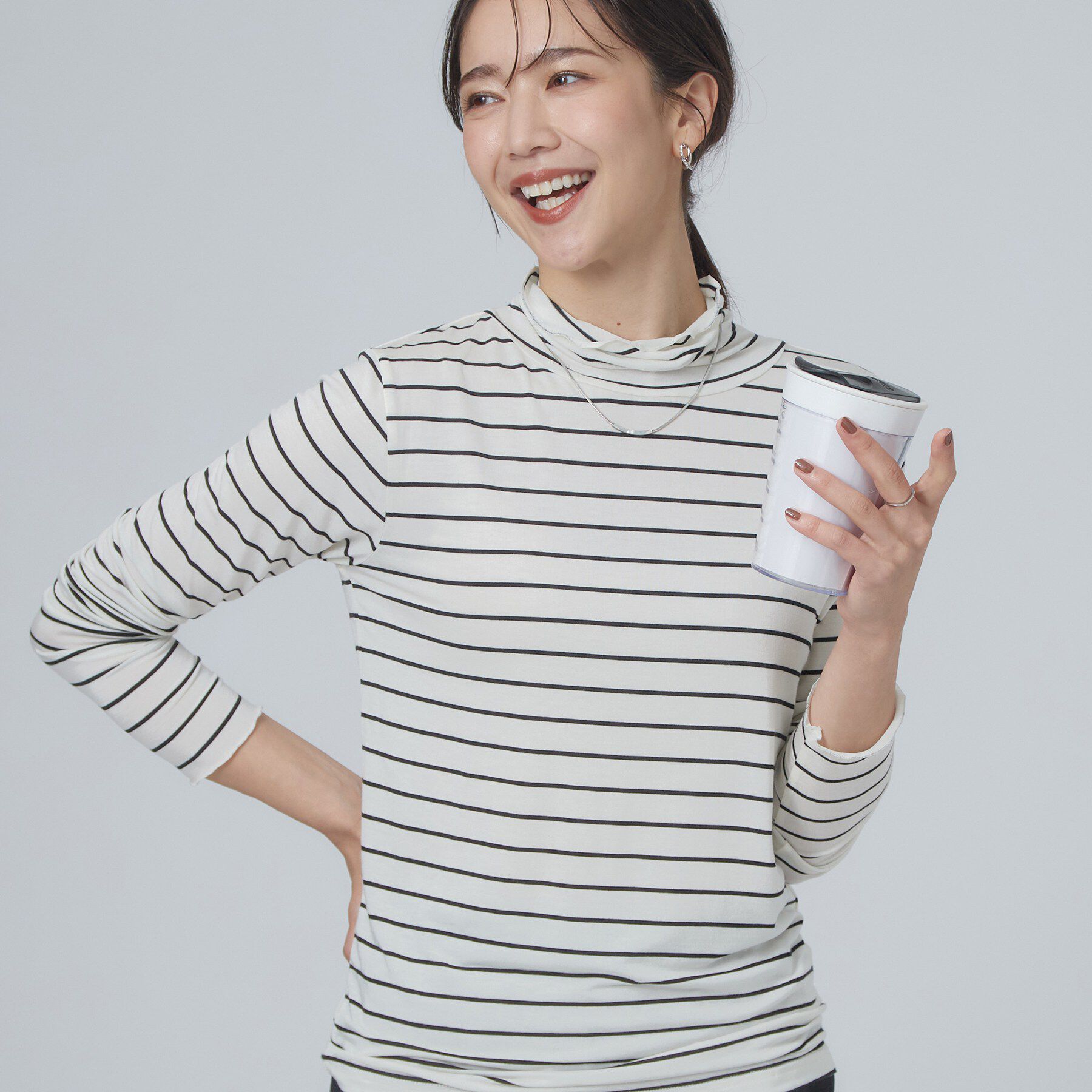SHOO･LA･RUE「カシミアタッチ吸湿発熱ハイネックインナー」|Tシャツ・カットソー|ブラック(319)