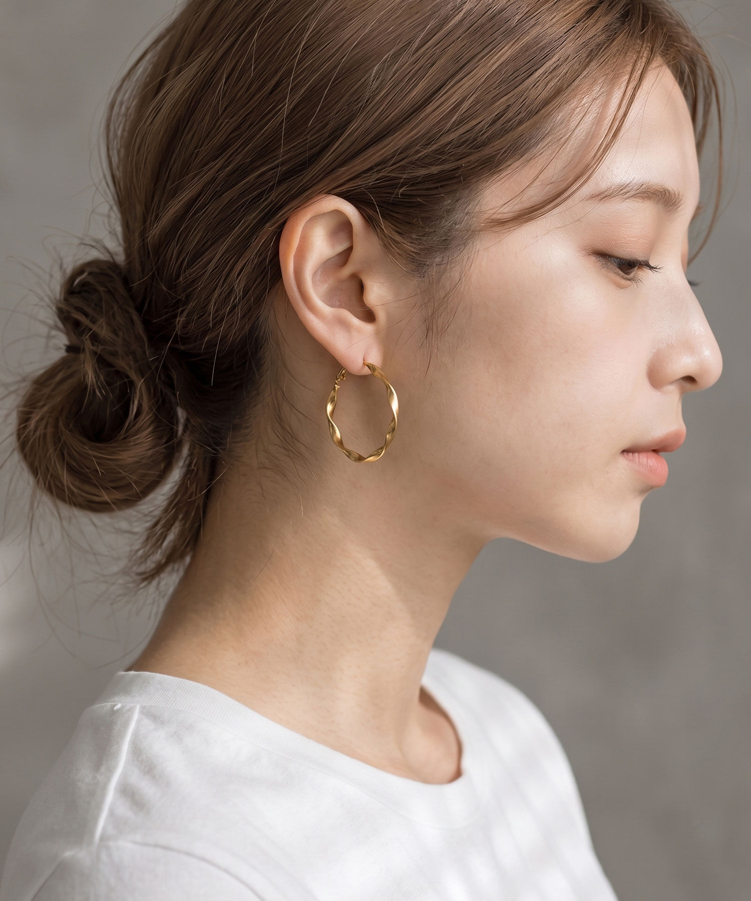  「[stainless]ステンレス・大きめツイストフープピアス〈金属アレルギー対応〉」|ピアス|