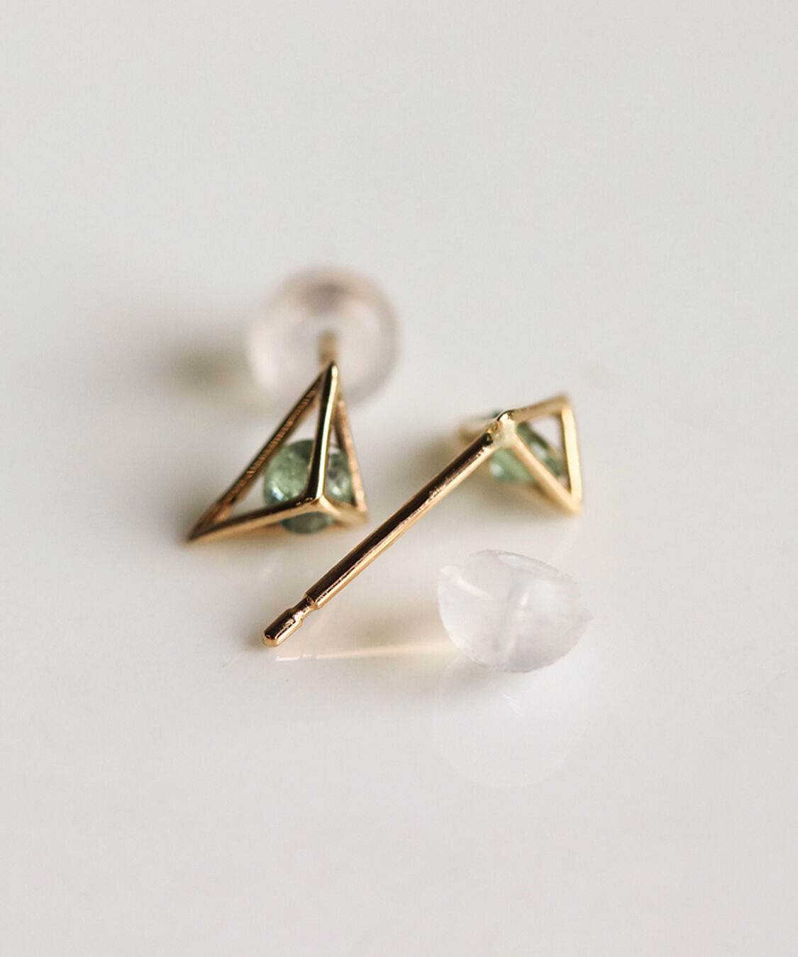  「カラーストーン ピアス | K10YG 〈2026 AUTUMN COLLECTION〉」|ピアス|
