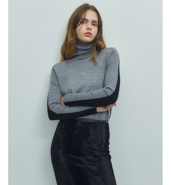 BEIGE,「【新色追加】LA MONNAIE /  カラーブロッキングタートルニット」|ニット・セーター|M.Gray &times; Black